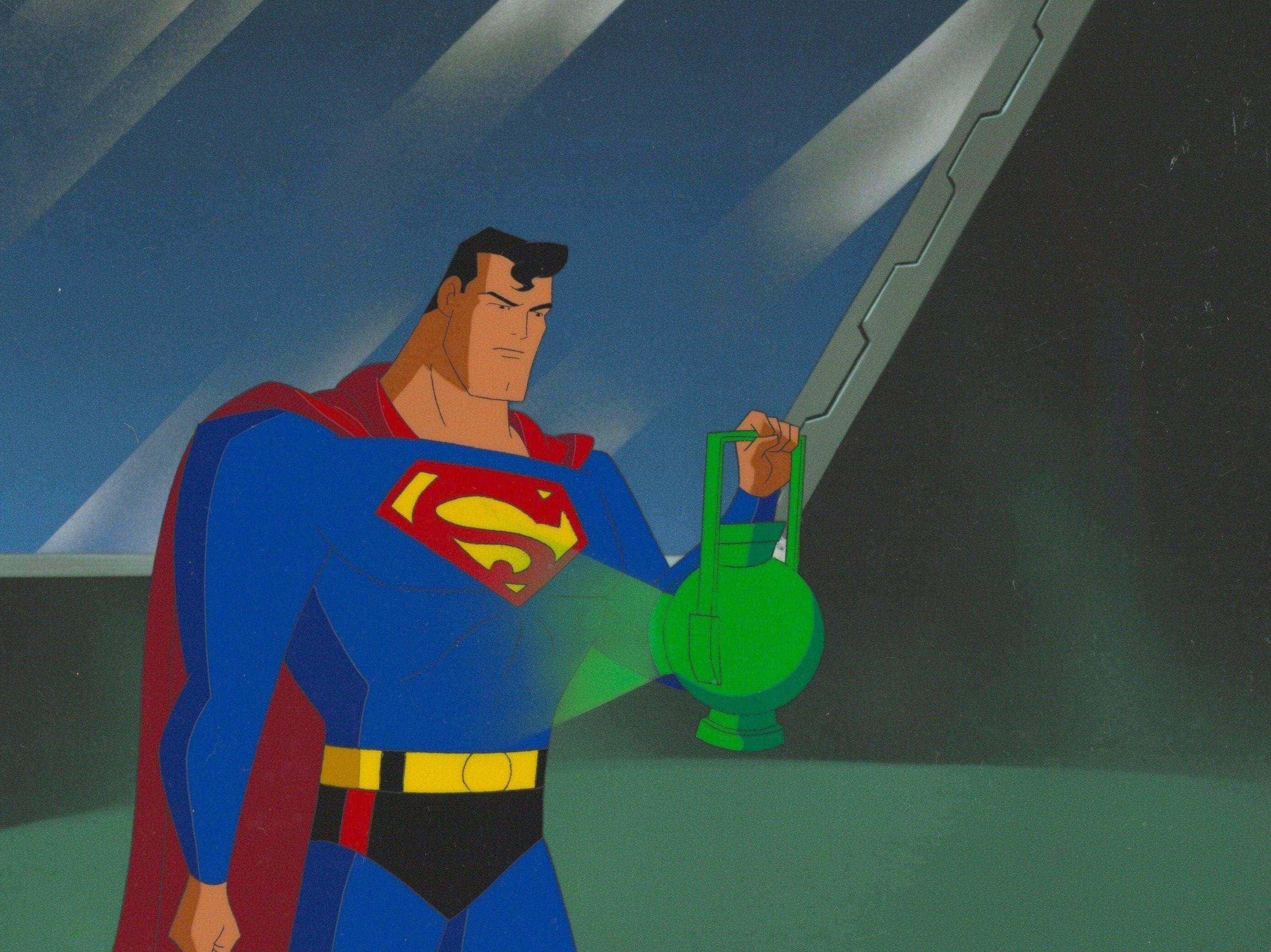 Superman The Animated Series 桌布 壁紙 — 超人穿著經典藍紅戰衣，在昏暗的未來風格房間中手持發光綠色燈籠。