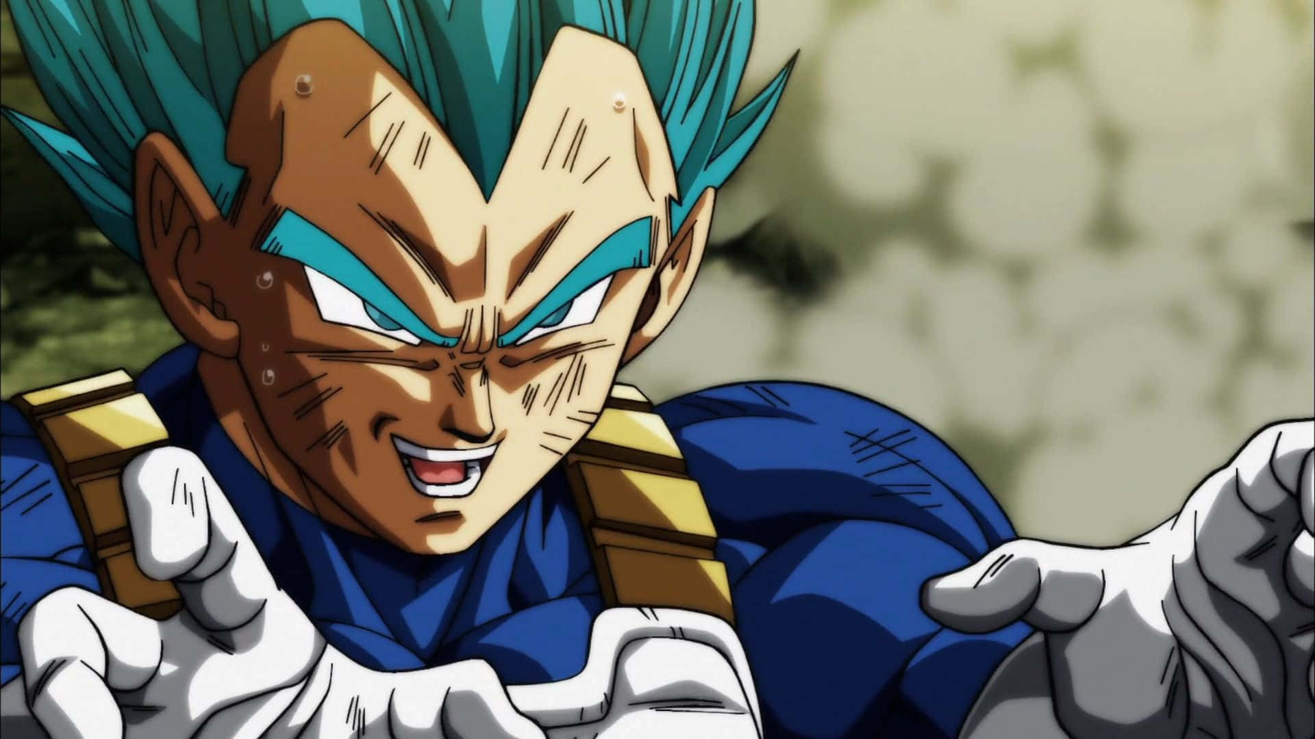 Vegeta And Trunks 桌布 壁紙 — 超級賽亞人藍形態的貝吉塔，豎起藍色尖刺頭髮，表情強烈，握緊拳頭擺出戰鬥姿勢。