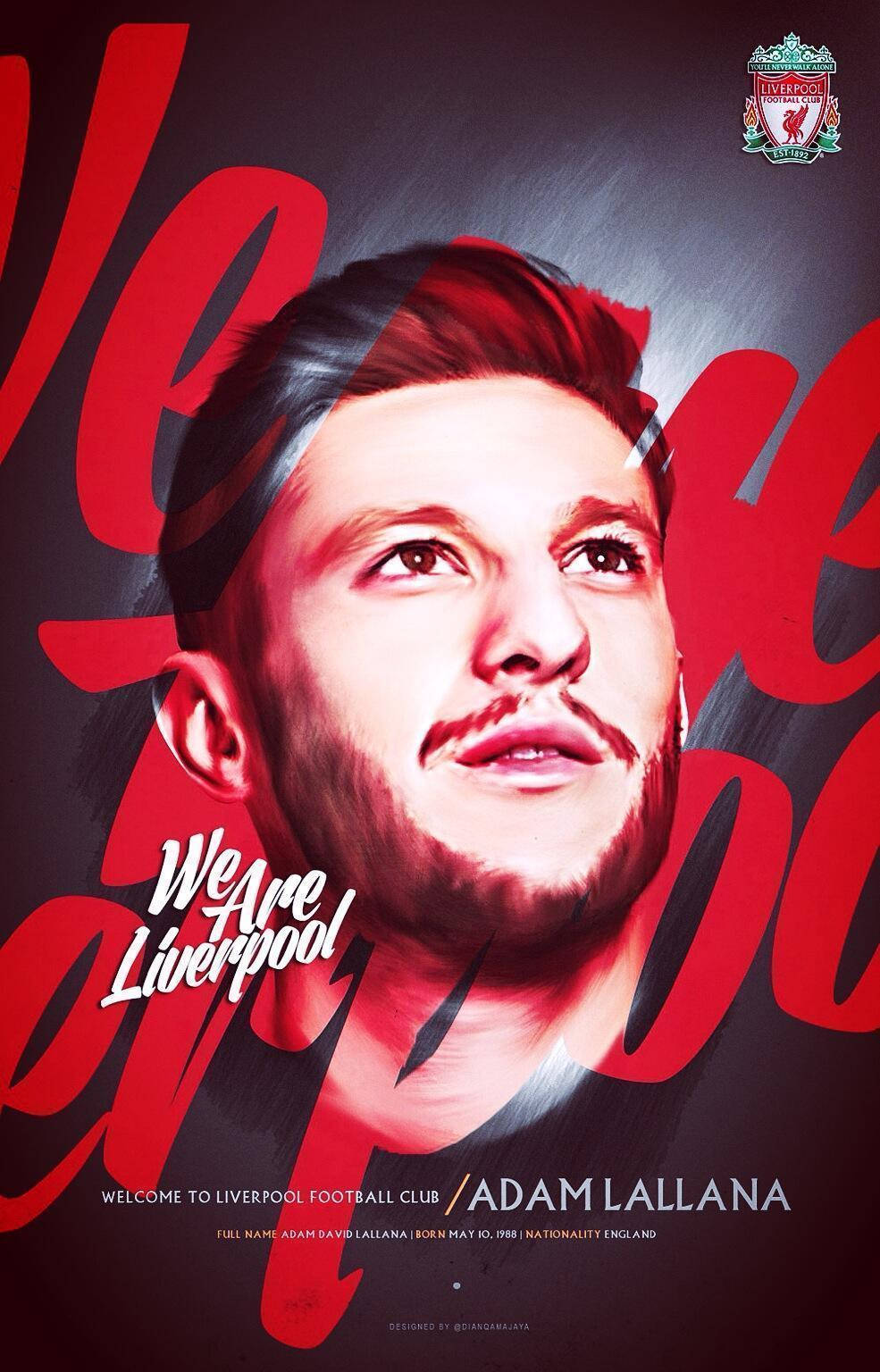 Liverpool Fc 桌布 壁紙 — 足球員亞當·拉拉納的風格化肖像，帶有粗體紅色字體和利物浦足球俱樂部品牌，背景為深色。