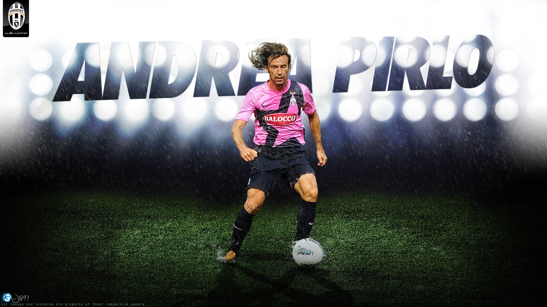 andrea pirlo 桌布 壁紙 — 足球員安德烈亞·皮爾洛在明亮的球場燈光下，於被雨水浸濕的草地上盤球。