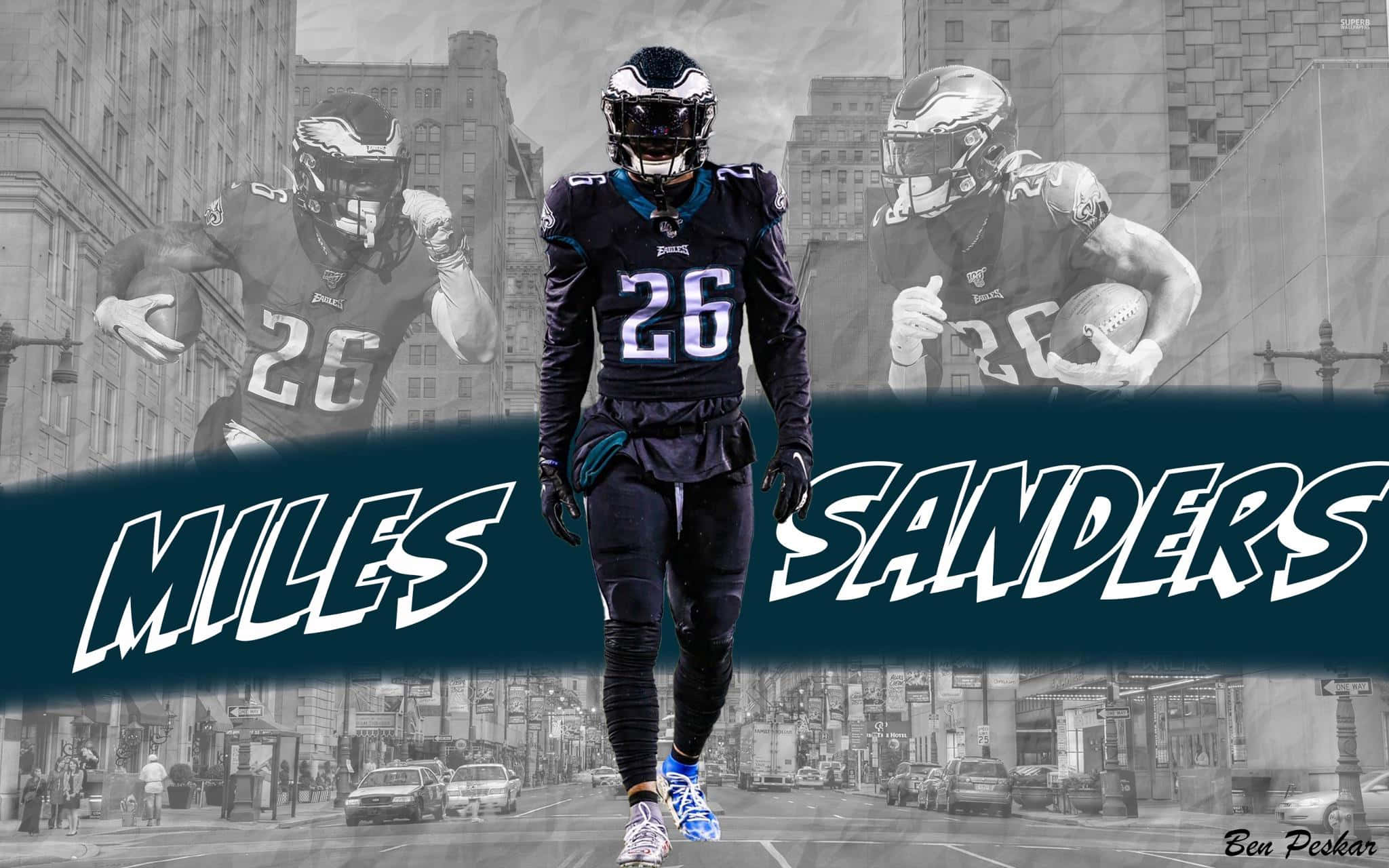 Miles Sanders 桌布 壁紙 — 足球運動員 Miles Sanders 身穿 Eagles 裝備，自信地走在城市街道上，身後有動作剪影。