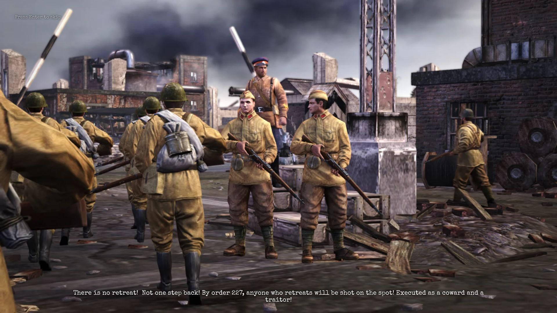 heroes 桌布 壁紙 — 身穿卡其色軍裝的士兵站在戰火摧殘的城市廢墟中，在煙霧瀰漫的灰色天空下，手持裝有刺刀的步槍。