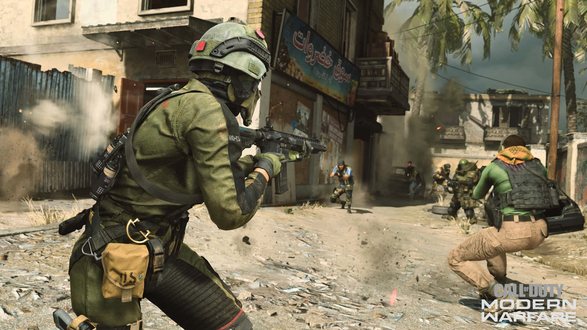 1920x1080 Call Of Duty Modern Warfare 桌布 壁紙 — 身穿戰術裝備的士兵在煙霧和碎片飛揚的戰火摧殘城市街道上前進。