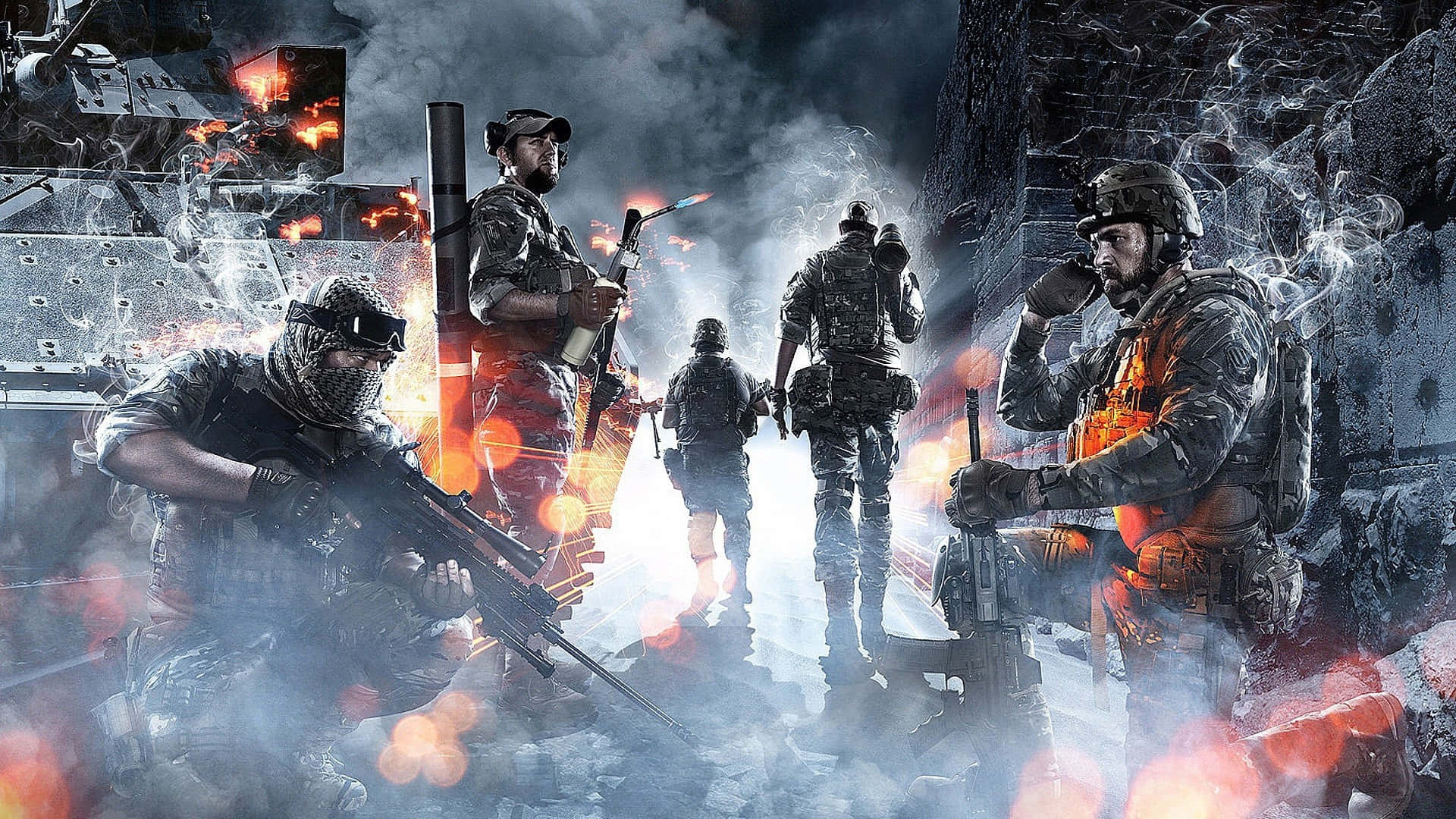 Battlefield 3 桌布 壁紙 — 身穿戰術裝備的士兵在煙霧瀰漫的戰區中前進，周圍有熾熱的爆炸和碎片。