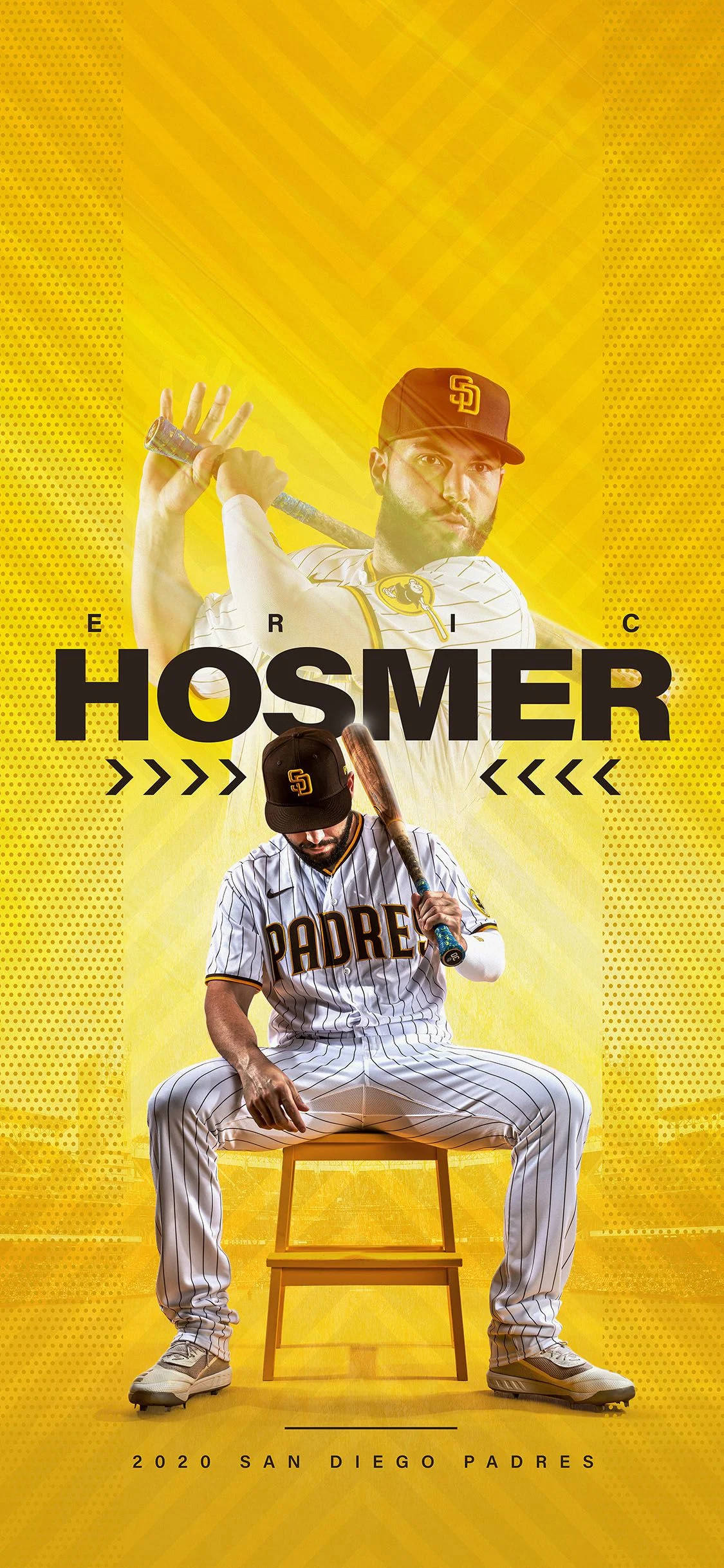 桌布 壁紙 — 身穿教士隊球衣的棒球選手 Eric Hosmer 坐在凳子上，手持球棒，背景為鮮黃色，並顯示他的名字。