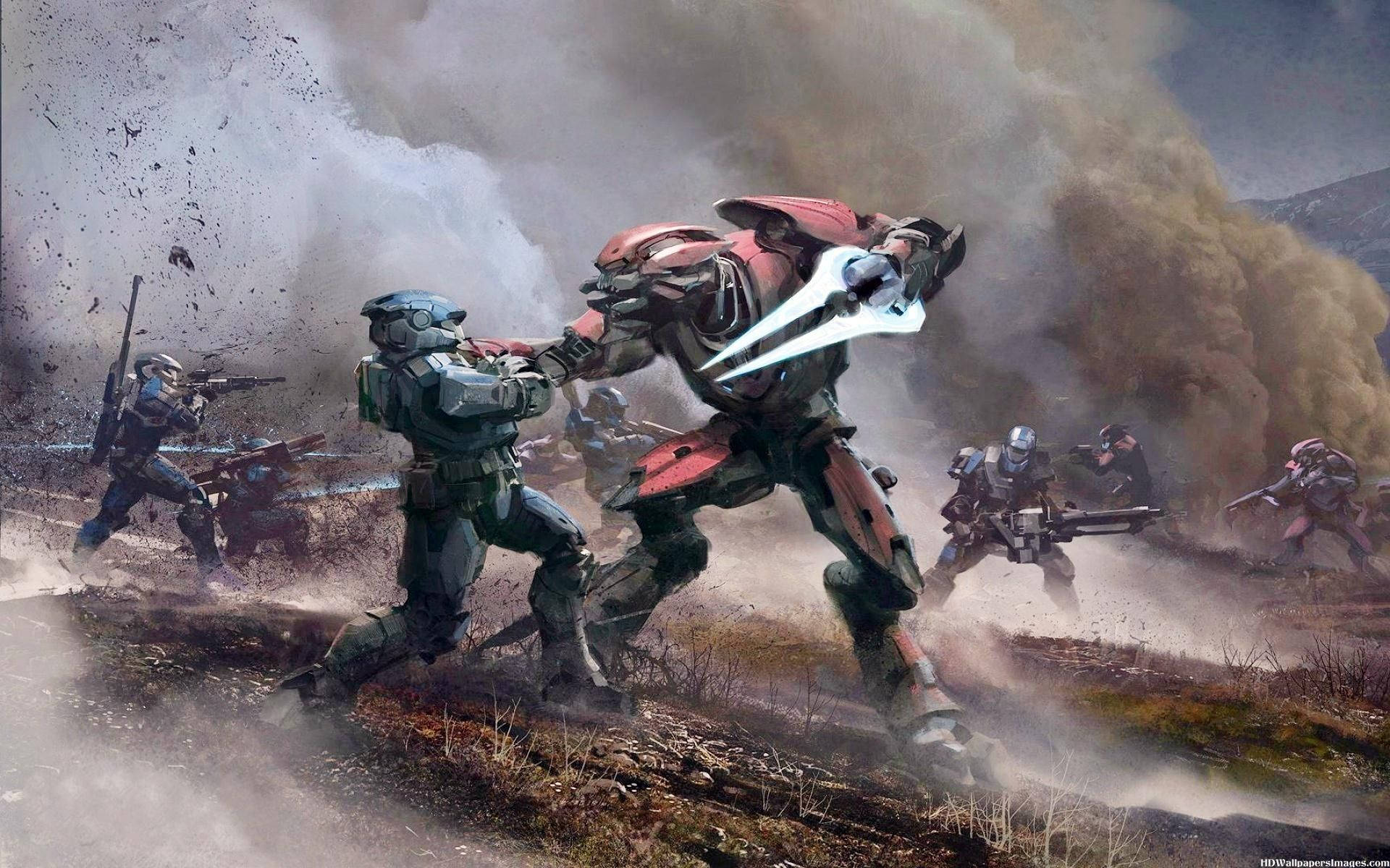 Reach 桌布 壁紙 — 身穿未來盔甲的士兵在塵土飛揚的戰場上衝突，身後爆炸和煙霧升騰。