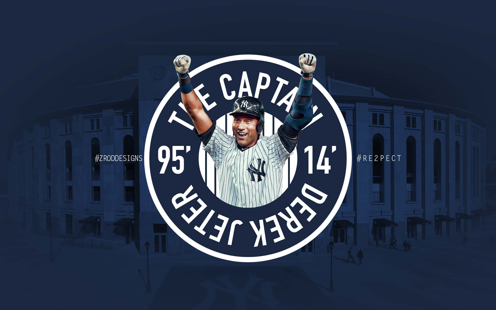 Yankees Logo 桌布 壁紙 — 身穿洋基隊球衣的Derek Jeter在模糊的球場背景下，於圓形徽章內勝利地高舉拳頭。