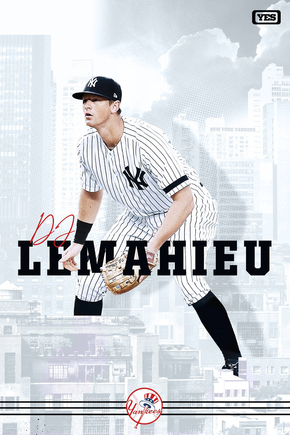 Dj Lemahieu 桌布 壁紙 — 身穿洋基隊球衣的棒球選手DJ LeMahieu，在模糊的紐約市天際線背景下動態蹲伏。
