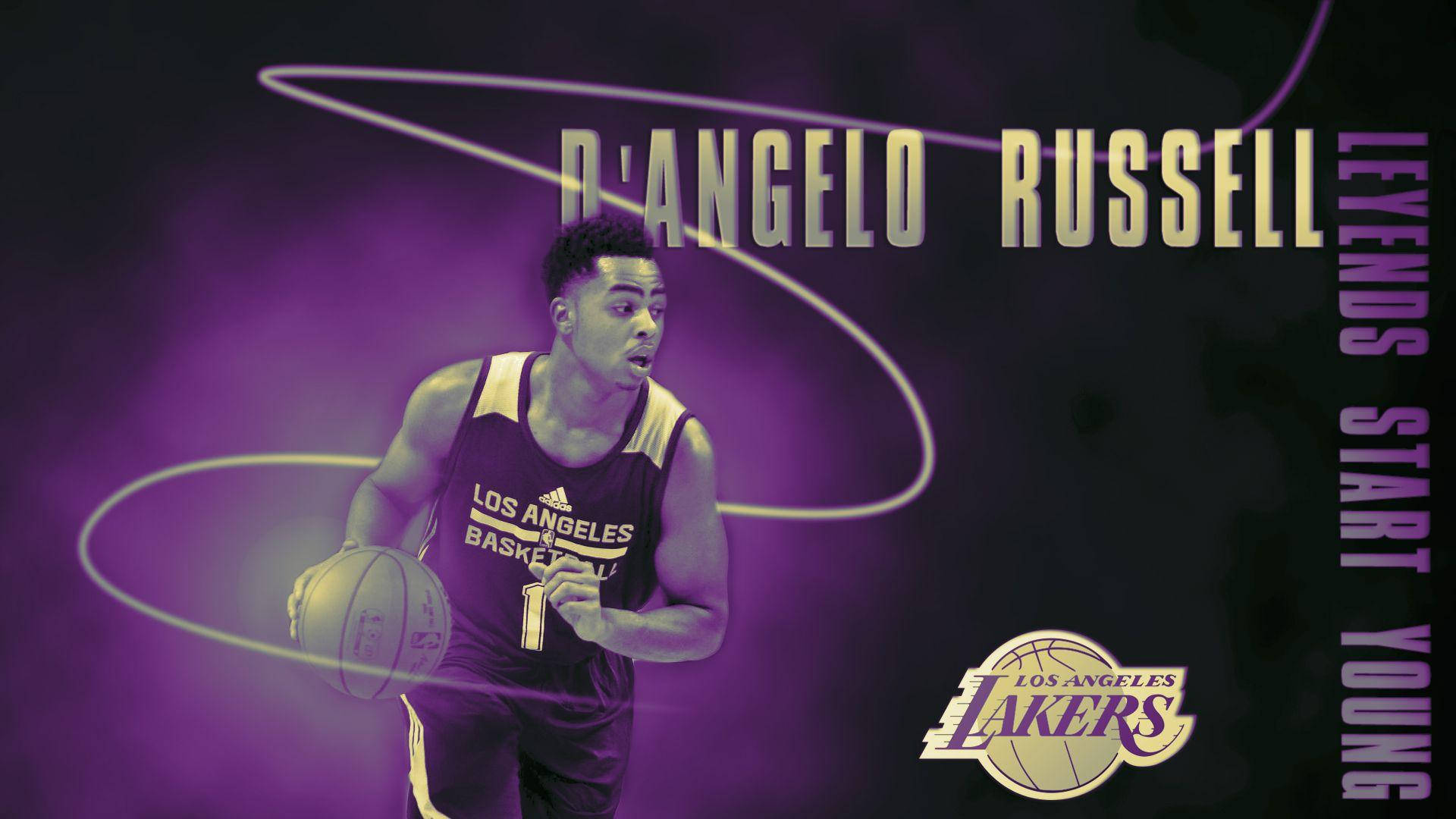 湖人 桌布 壁紙 — 身穿湖人隊球衣的D'Angelo Russell在發光的紫色背景和動態光軌中運球。
