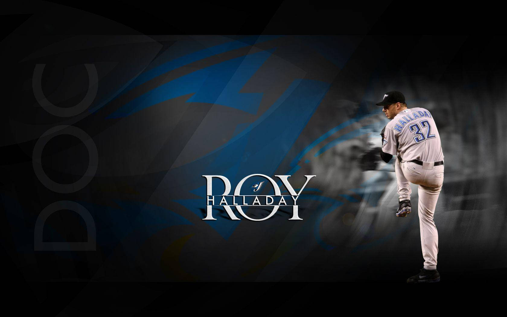 roy halladay 桌布 壁紙 — 身穿白色32號球衣的棒球投手Roy Halladay，在深色抽象藍色背景上，他的名字突出顯示，蓄勢待發。