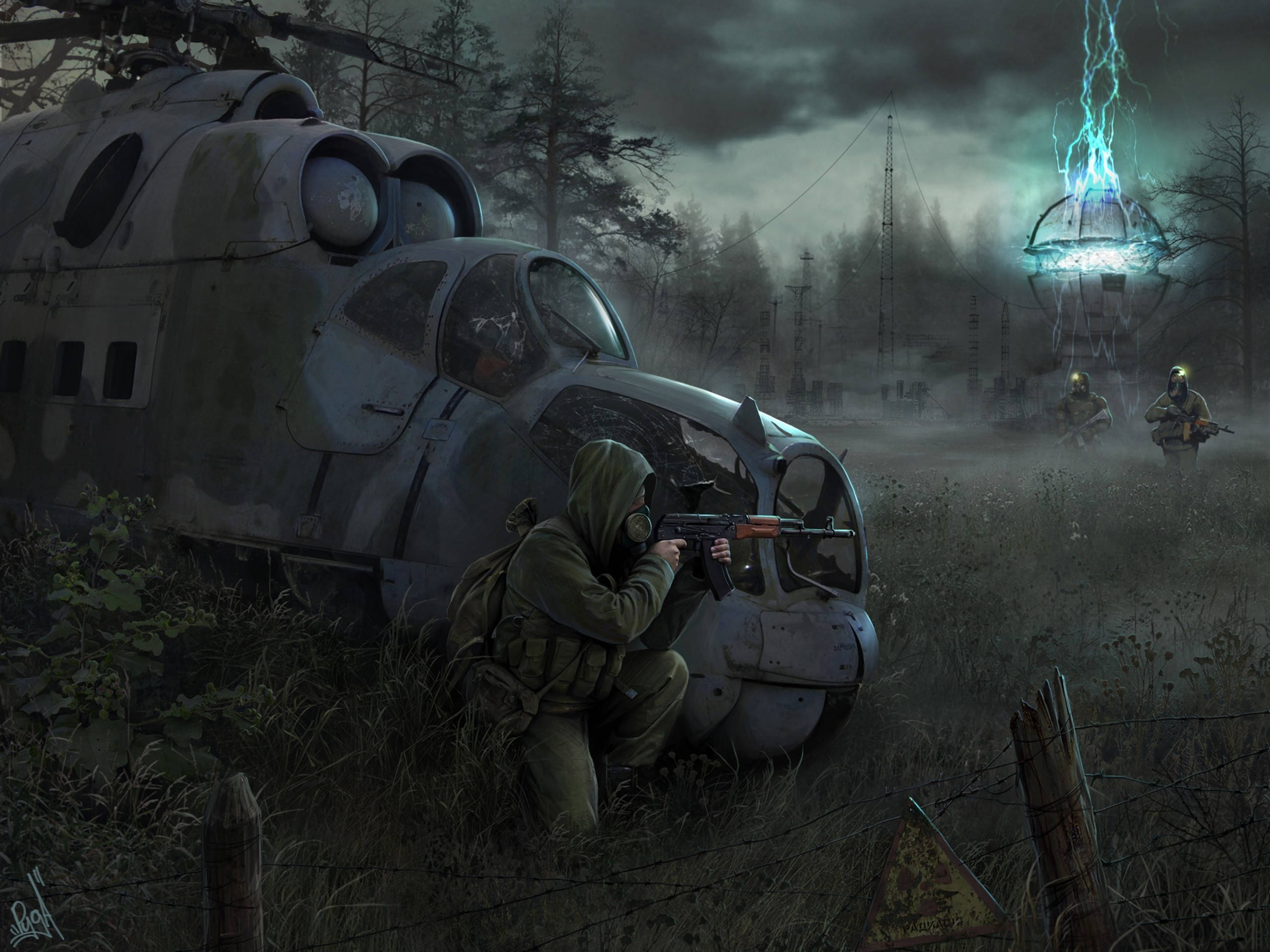 Stalker 桌布 壁紙 — 身穿連帽裝備的士兵在一架墜毀的直升機後方掩護，閃電擊中霧氣森林中發光的外星飛船。