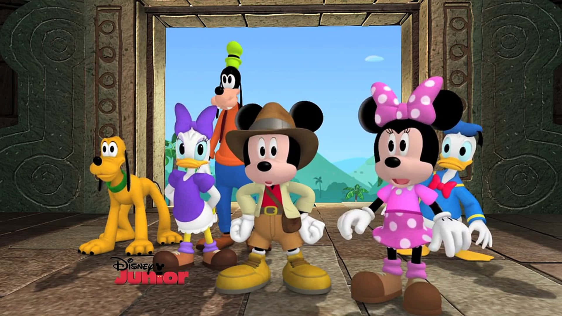 Mickey Mouse Clubhouse 桌布 壁紙 — 迪士尼Junior角色站在石門入口，眺望陽光普照的熱帶風景。