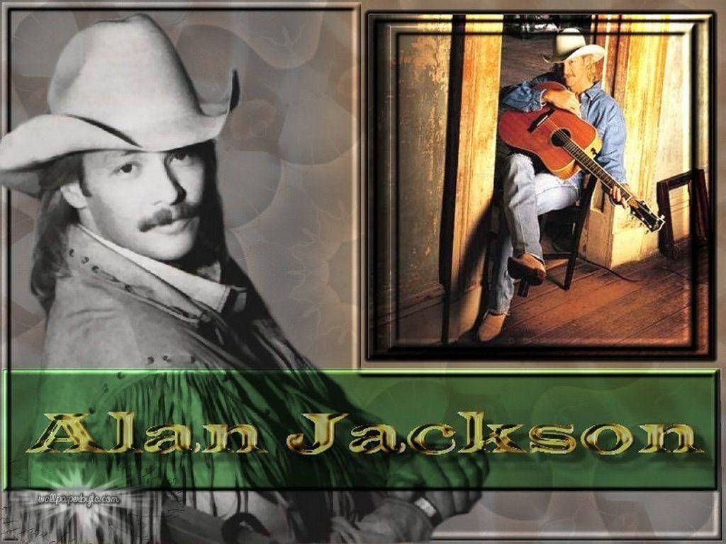 Alan Jackson 桌布 壁紙 — 鄉村歌手Alan Jackson的分割肖像：一邊是黑白特寫，另一邊是他在鄉村門口彈吉他。