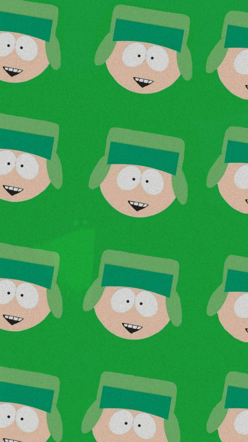 Kyle Broflovski 桌布 壁紙 — 重複的卡通面孔戴著綠色帽子，在純綠色背景上微笑。