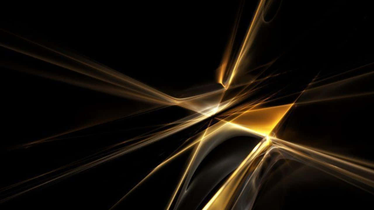 High Resolution Black And Gold 桌布 壁紙 — 金色光線在深黑色背景上動態放射，營造出未來主義的抽象光芒。