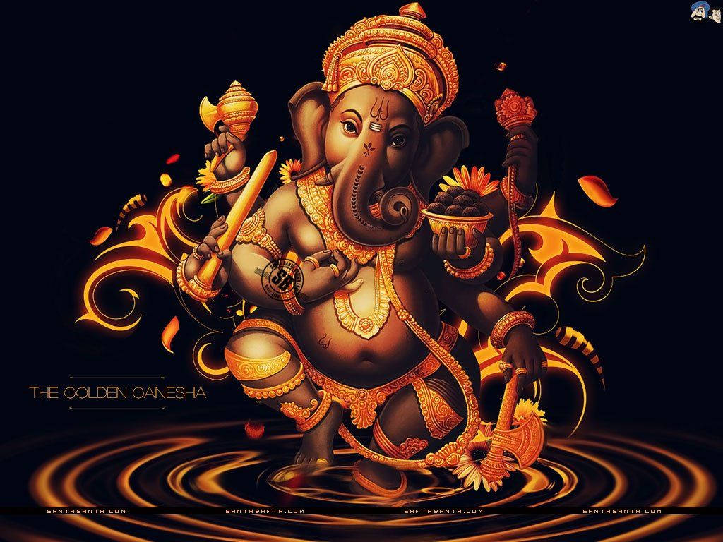 Ganesh 桌布 壁紙 — 金色象神飾以精緻珠寶，在黑暗背景中手持象徵物品，周圍有旋轉的橙色火焰和漣漪。