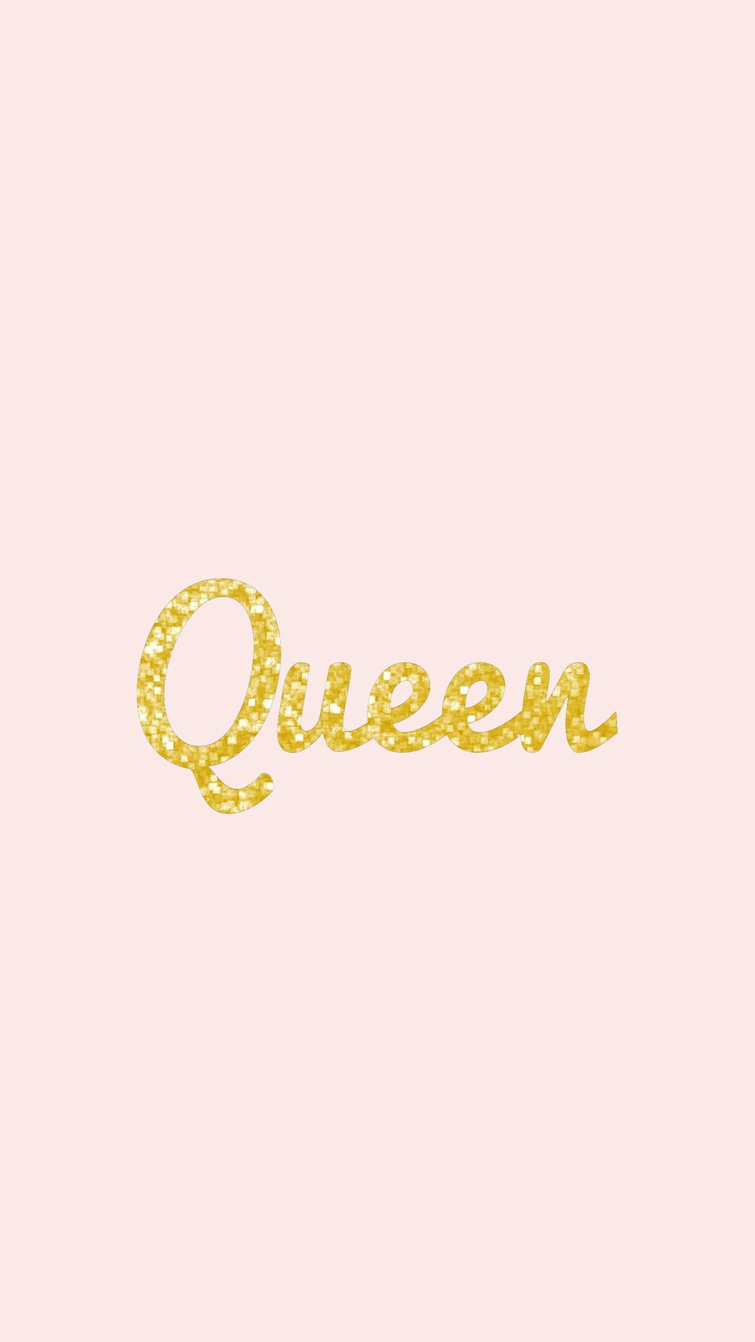queen girly 桌布 壁紙 — 金色閃亮草書字體的Queen字漂浮在柔和粉紅色背景上。
