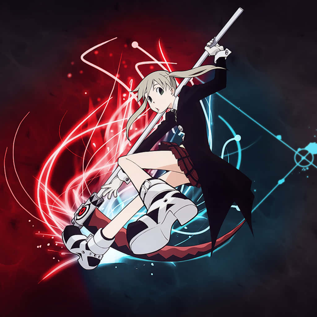 maka albarn 桌布 壁紙 — 金髮動漫女孩在黑暗背景中揮舞著一把發光的劍，周圍環繞著紅色和藍色的能量條紋。