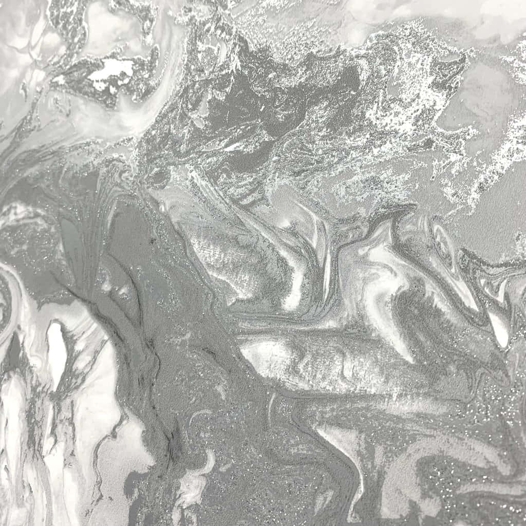 Grey Marble 桌布 壁紙 — 銀灰色和白色大理石紋理油漆的漩渦抽象圖案，帶有閃爍質感。