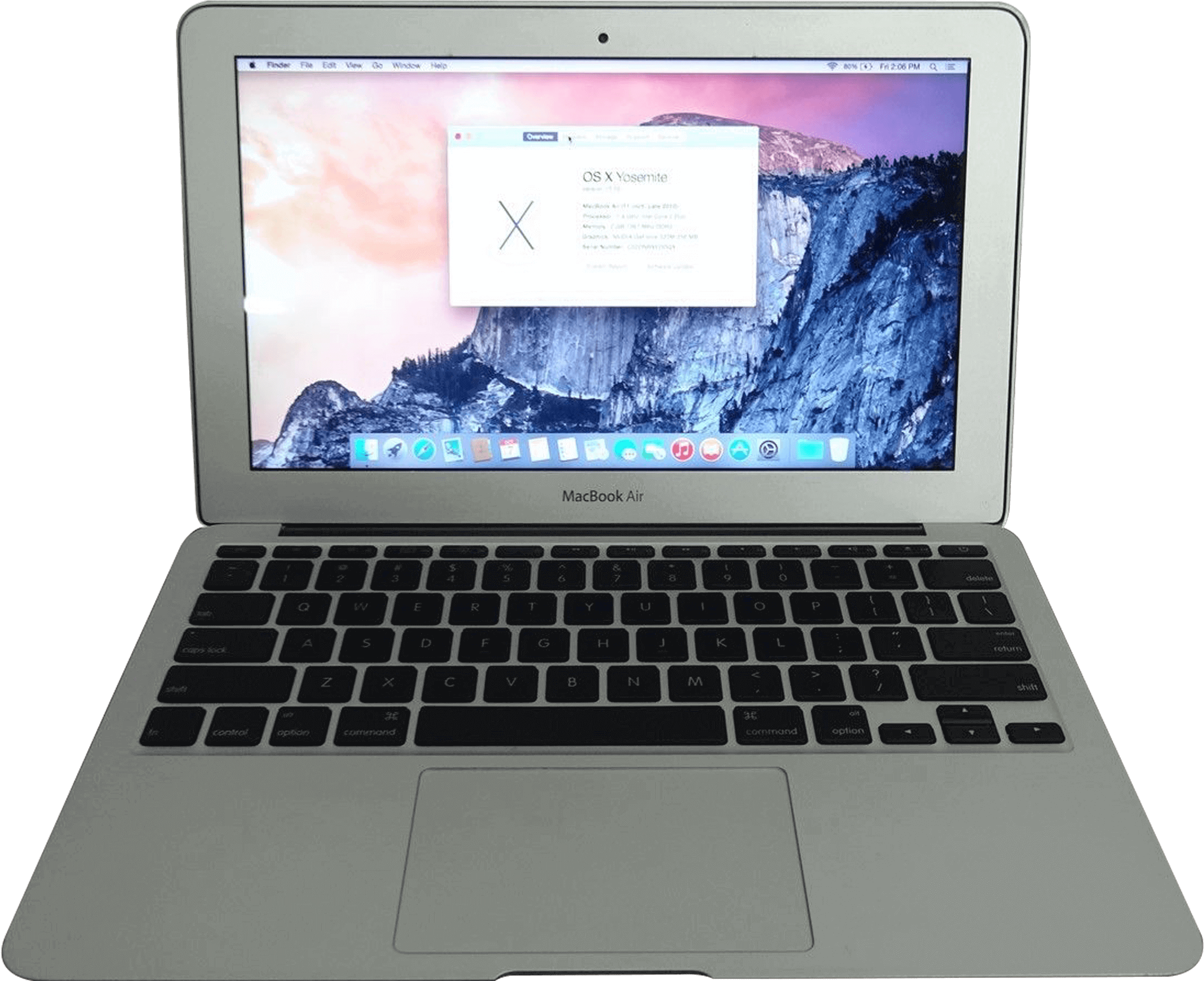 MacBook 動態圖片 桌布 壁紙 — 銀色 MacBook Air 筆記型電腦顯示 OS X Yosemite 安裝畫面，背景為山脈桌布。