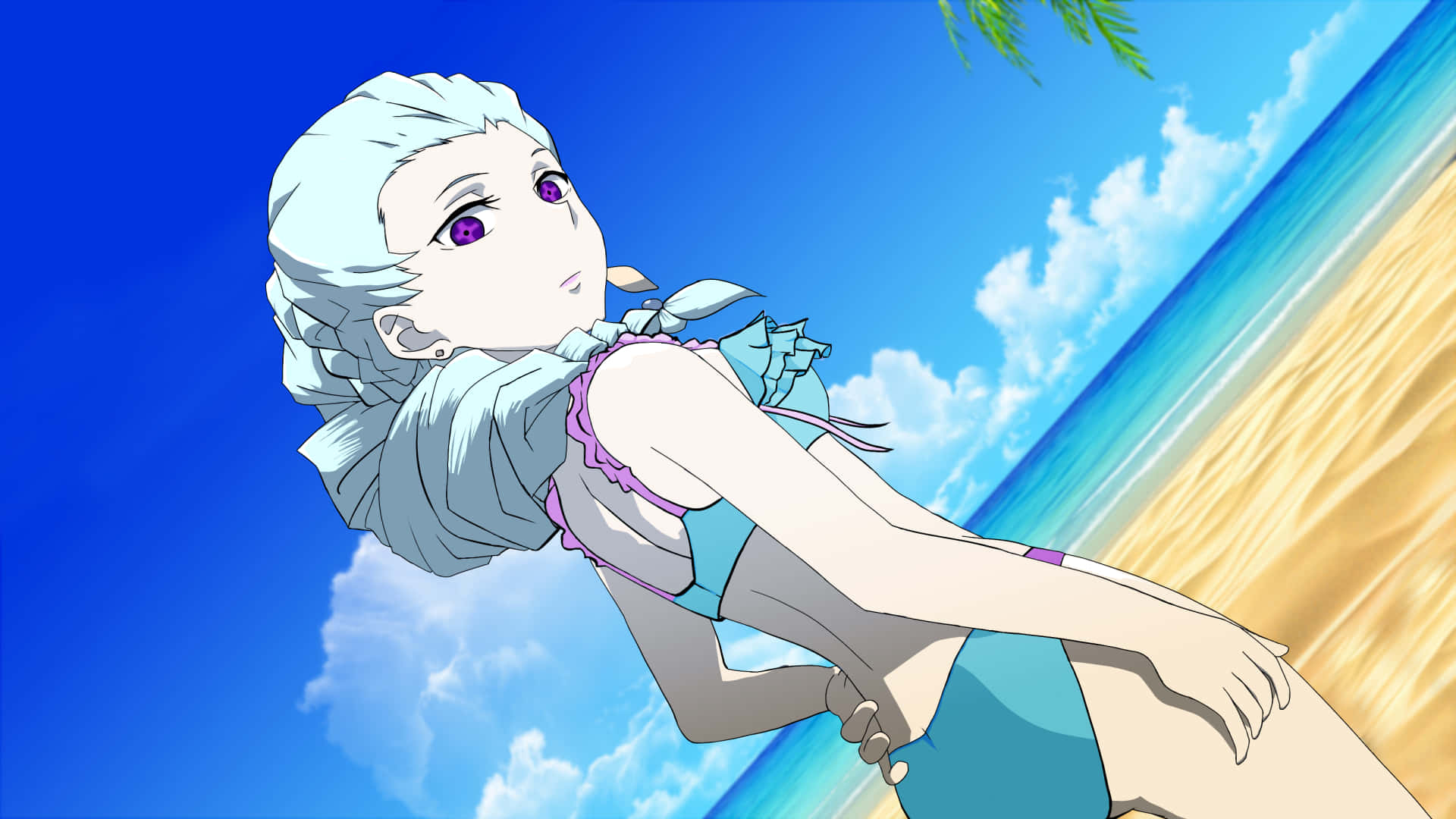 Death Parade 桌布 壁紙 — 銀髮紫瞳的動漫女孩在陽光沙灘上放鬆，天空湛藍，白雲朵朵。