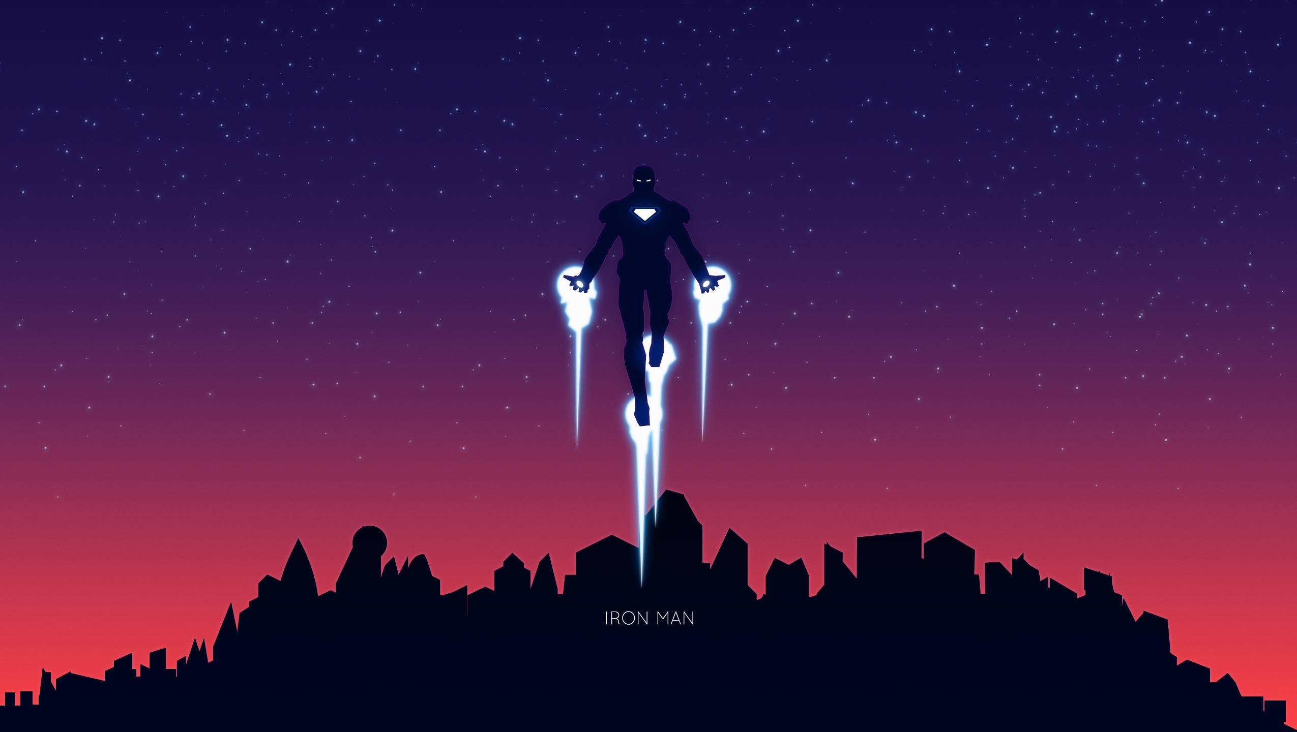 Iron Man Full HD 桌布 壁紙 — 鋼鐵人在繁星點點的暮色天空中，於城市天際線上方盤旋，發出發光的斥力炮。