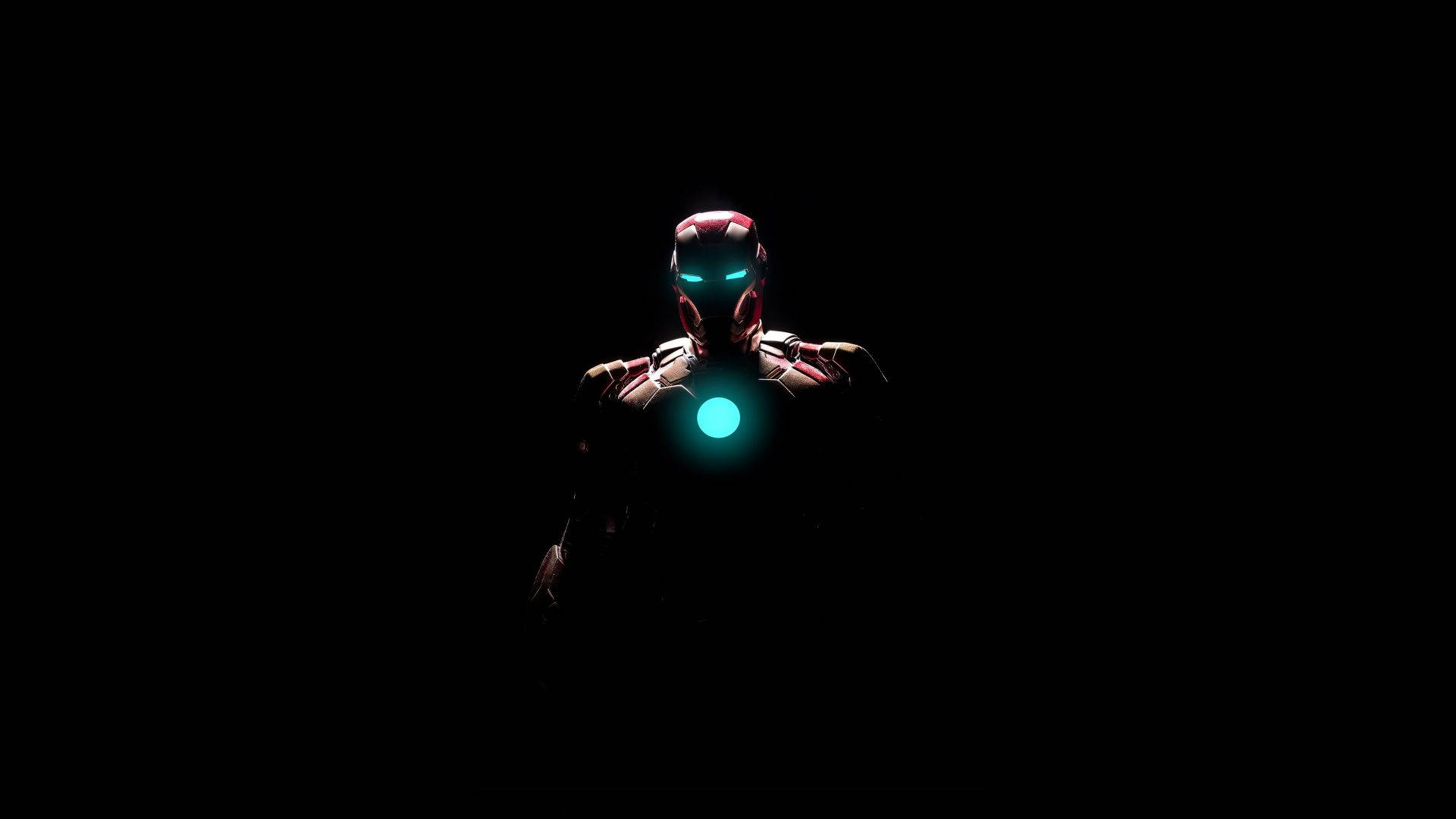 Iron Man Logo 桌布 壁紙 — 鋼鐵人發光的紅色和金色裝甲在漆黑的背景下脫穎而出，配有明亮的藍色眼睛和胸部弧形反應器。