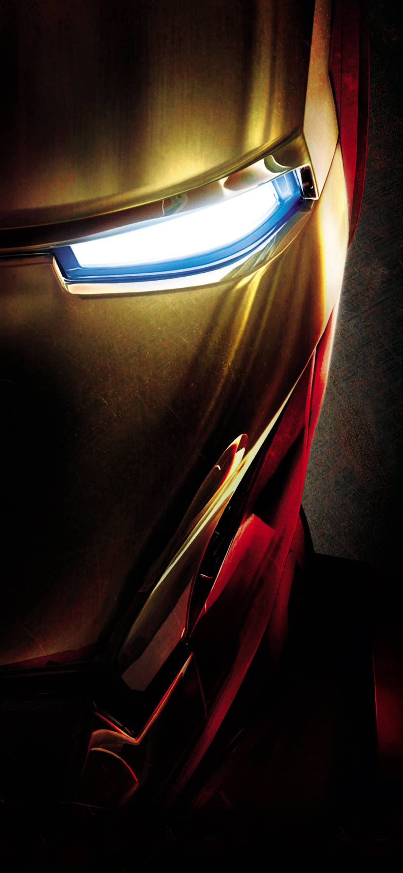 marvel iPhone xr 桌布 壁紙 — 鋼鐵人金色裝甲上發光的藍色眼睛特寫，帶有紅色點綴，背景為深色。