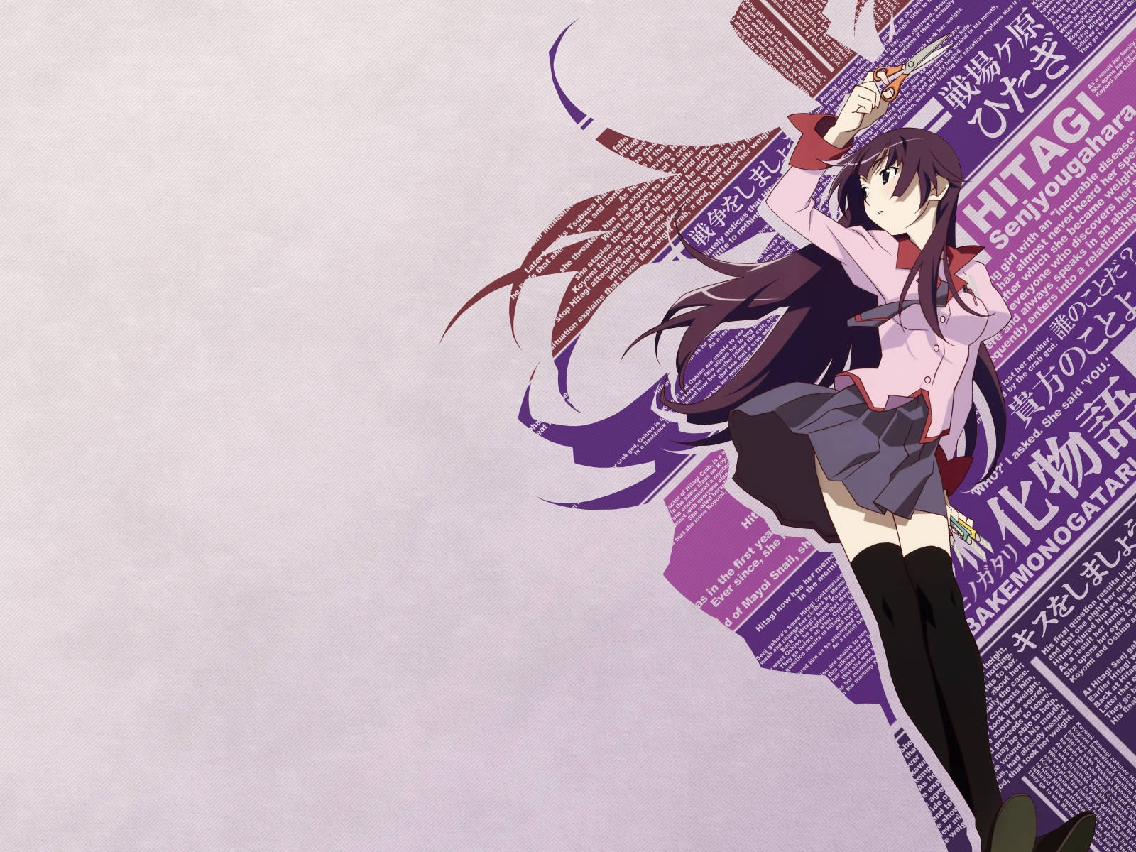 Monogatari 桌布 壁紙 — 長黑髮的動漫女孩在柔和的薰衣草背景上，於旋轉的紫色報紙文字中拿著剪刀。