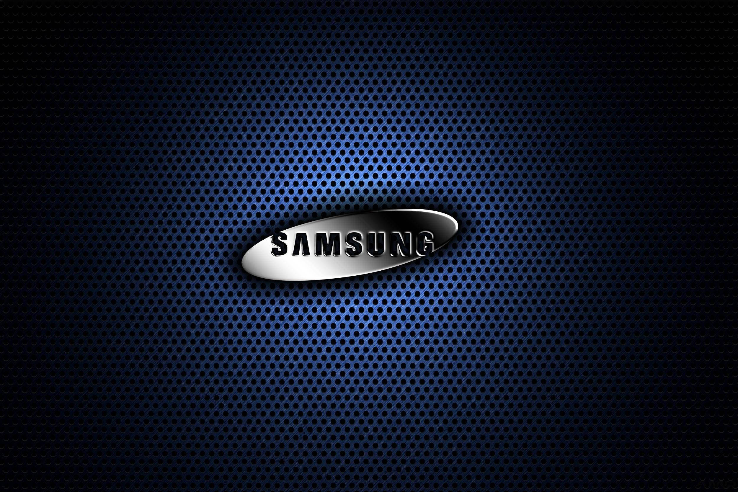 標誌 桌布 壁紙 — 閃亮的Samsung標誌置中於深藍色穿孔金屬背景上，帶有漸變照明效果。