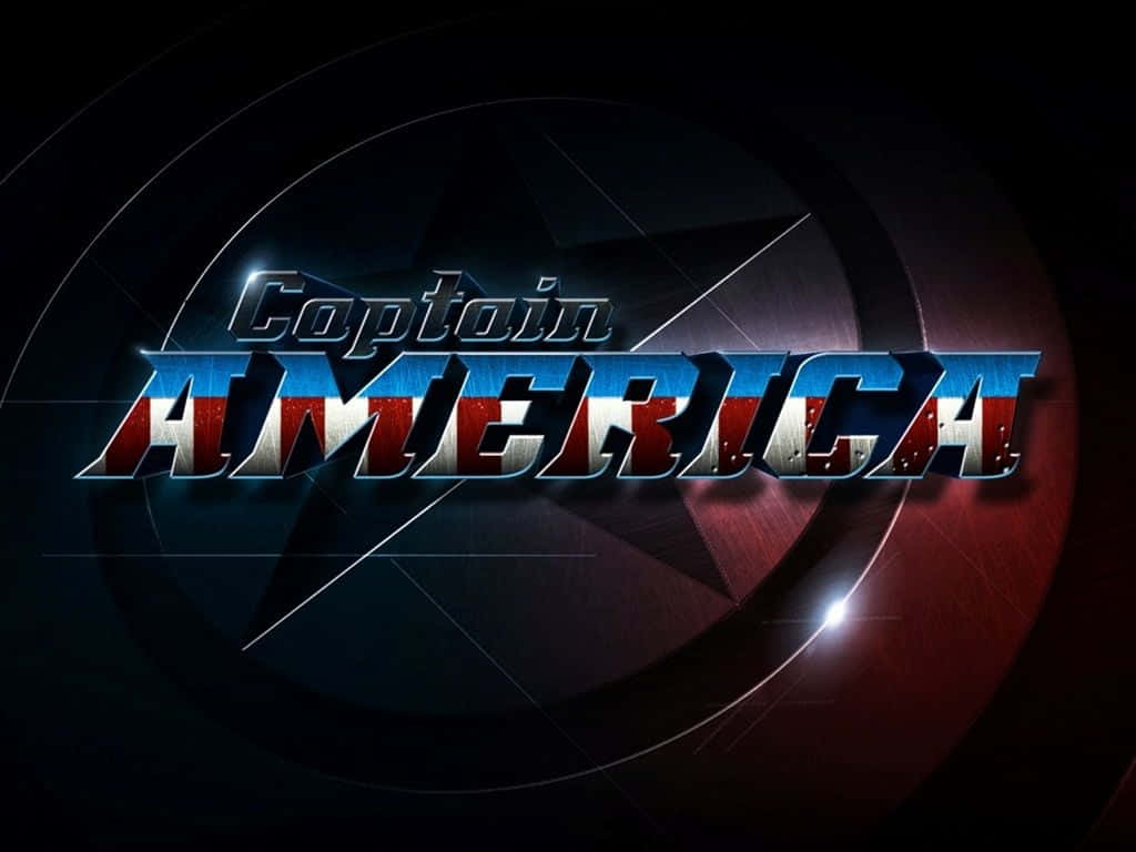 Captain America Logo 桌布 壁紙 — 閃亮的美國隊長標誌，紅色、白色和藍色金屬字體，置於深色圓形盾牌背景上，帶有光暈效果。