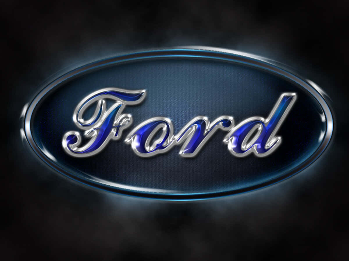 Ford Logo 桌布 壁紙 — 閃亮的藍色福特標誌，帶有鍍鉻飾邊，在黑暗煙霧背景中發光。