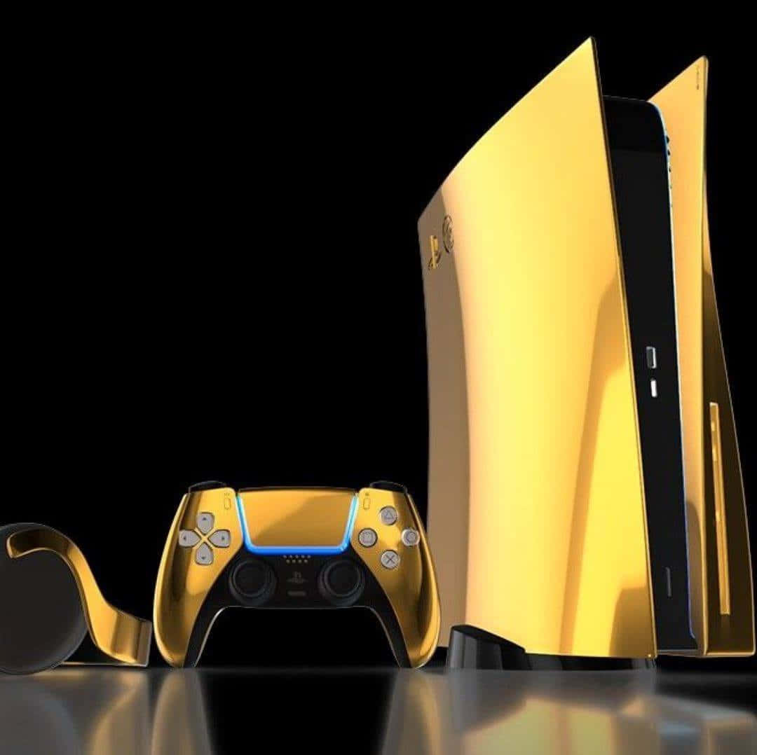 PS5 動態圖片 桌布 壁紙 — 閃亮的金色PlayStation 5主機和控制器在帶有反射表面的黑色背景上閃耀。