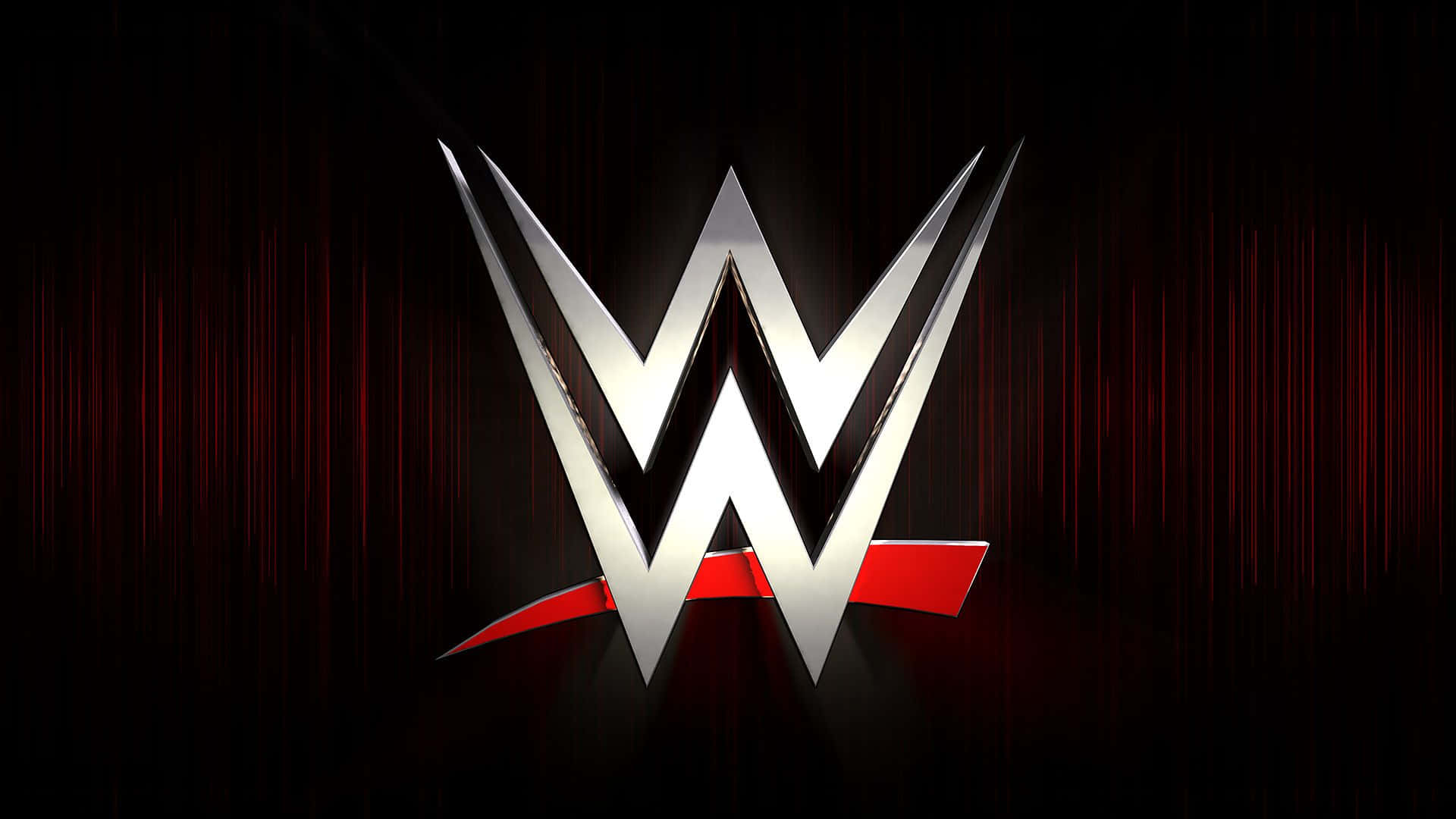 WWE 桌布 壁紙 — 閃亮的銀色WWE標誌，帶有紅色點綴，居中在深紅色紋理背景上。