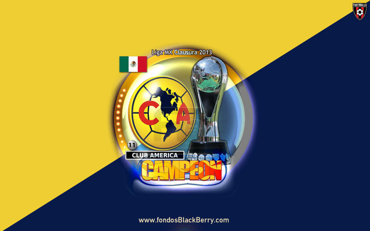 Club America 桌布 壁紙 — 閃亮的銀色獎盃在俱樂部美洲的標誌和墨西哥國旗旁邊閃耀，背景是大膽的黃色和海軍藍對角線。