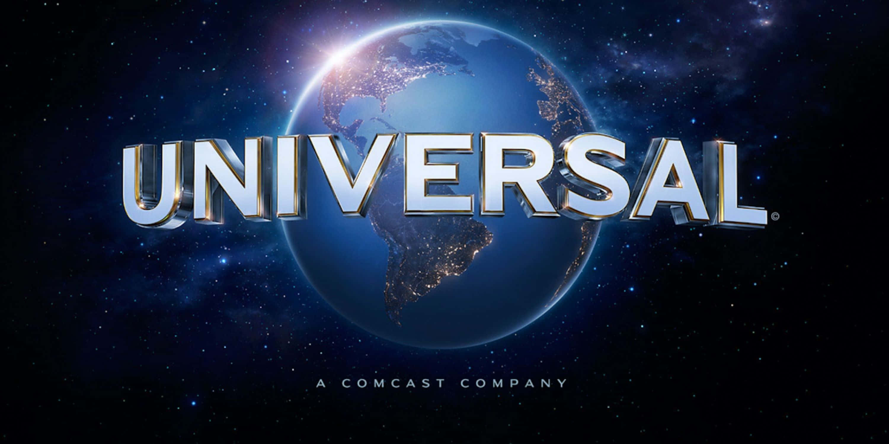 Universal 桌布 壁紙 — 閃亮金屬質感的UNIVERSAL標誌漂浮在發光藍色地球前，背景是繁星點點的宇宙。