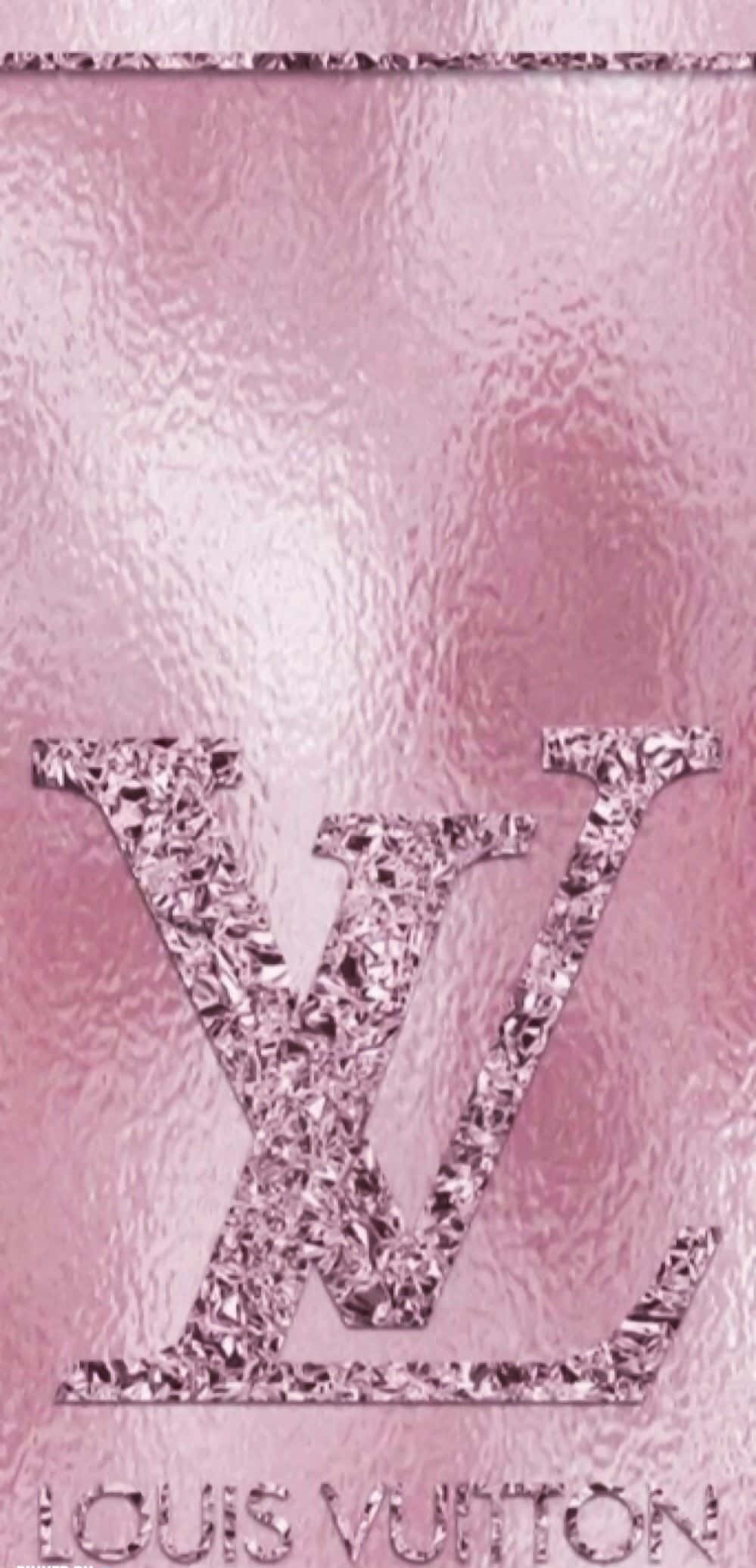 桌布 壁紙 — 閃爍的粉紅色紋理壁紙，帶有閃亮的 Louis Vuitton 字母組合標誌，下方為品牌名稱。