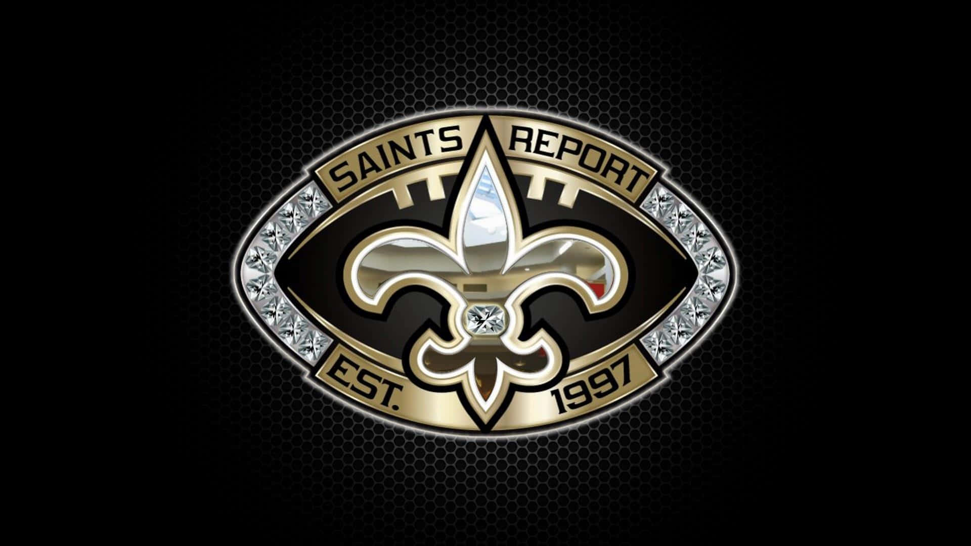 NFL Saints 桌布 壁紙 — 閃耀的金色和黑色紐奧良聖徒隊標誌，鑲嵌鑽石在黑色蜂窩紋理背景上。