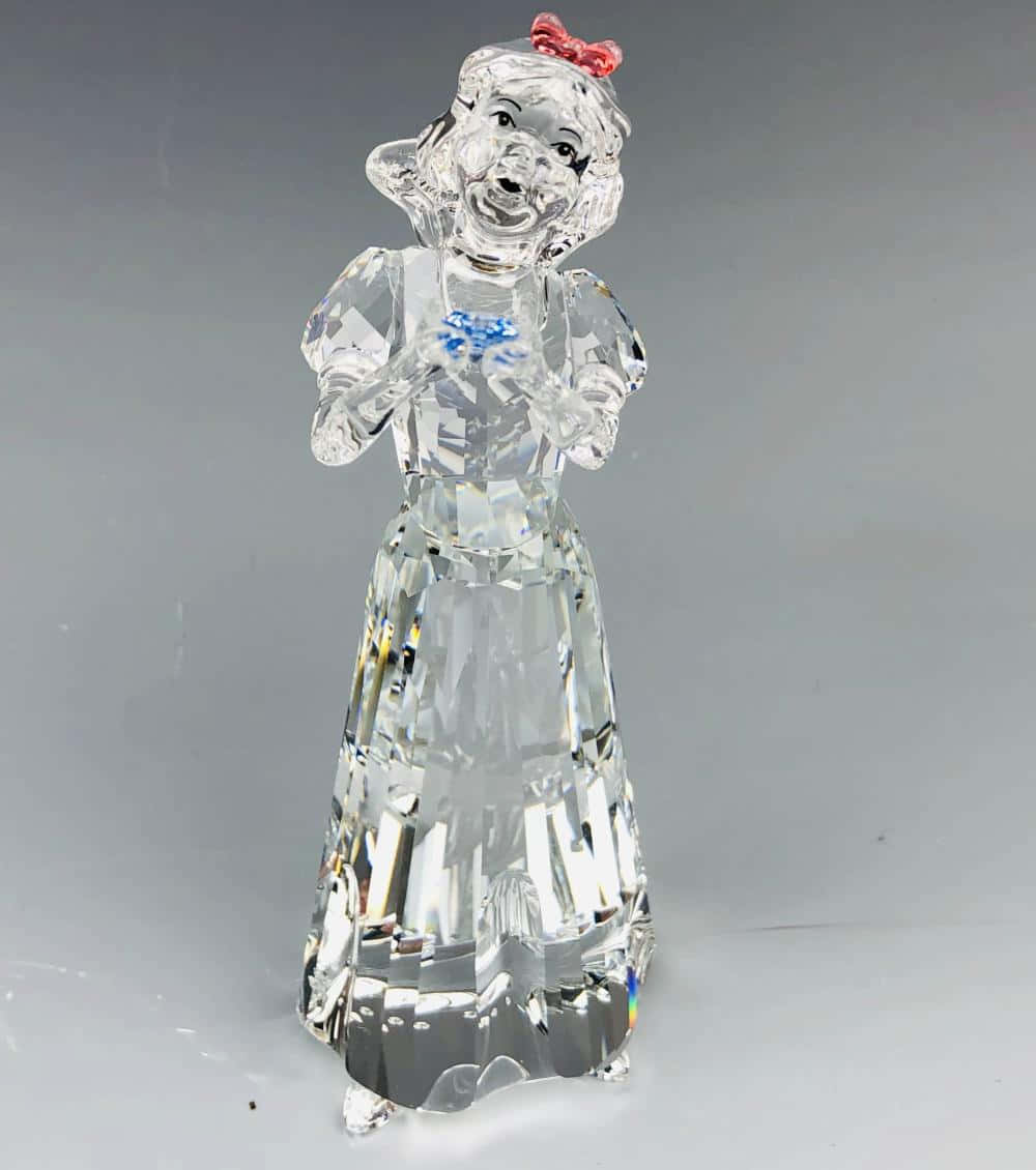 閃耀自然：樹梢垂掛的晶瑩水晶 壁紙