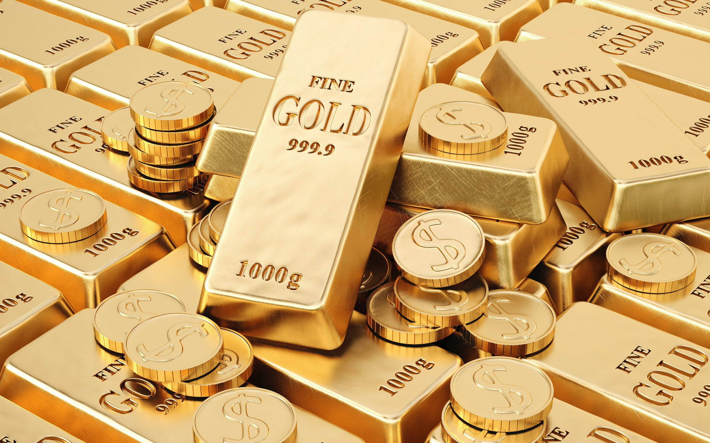 金色美學 桌布 壁紙 — 閃閃發光的金條和金幣奢華堆疊的特寫，每件都標有「FINE GOLD 999.9」和「1000g」。