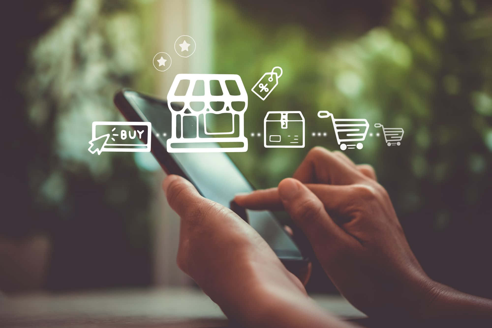 E Commerce 桌布 壁紙 — 雙手握住智慧型手機，顯示浮動的白色圖示，代表線上購物和電子商務交易。