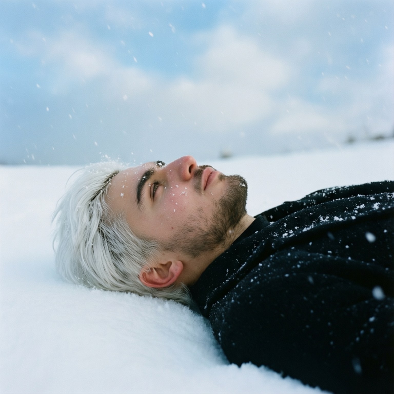 雪中的童磨 壁紙