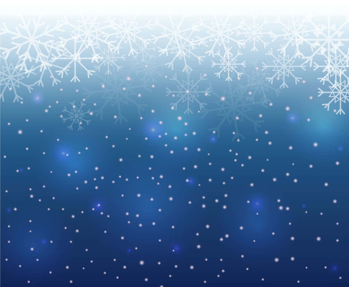 Snow Flakes 桌布 壁紙 — 雪花在漸變藍色的天空中飄落，伴隨著發光的散景燈光，營造出神奇的冬夜場景。