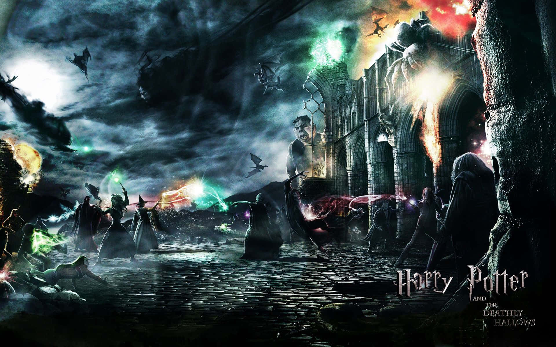 Deathly Hallows 桌布 壁紙 — 霍格華茲爆發了一場戲劇性的戰鬥，巫師們在佈滿飛行生物、風雨交加的天空下，用發光的咒語決鬥。