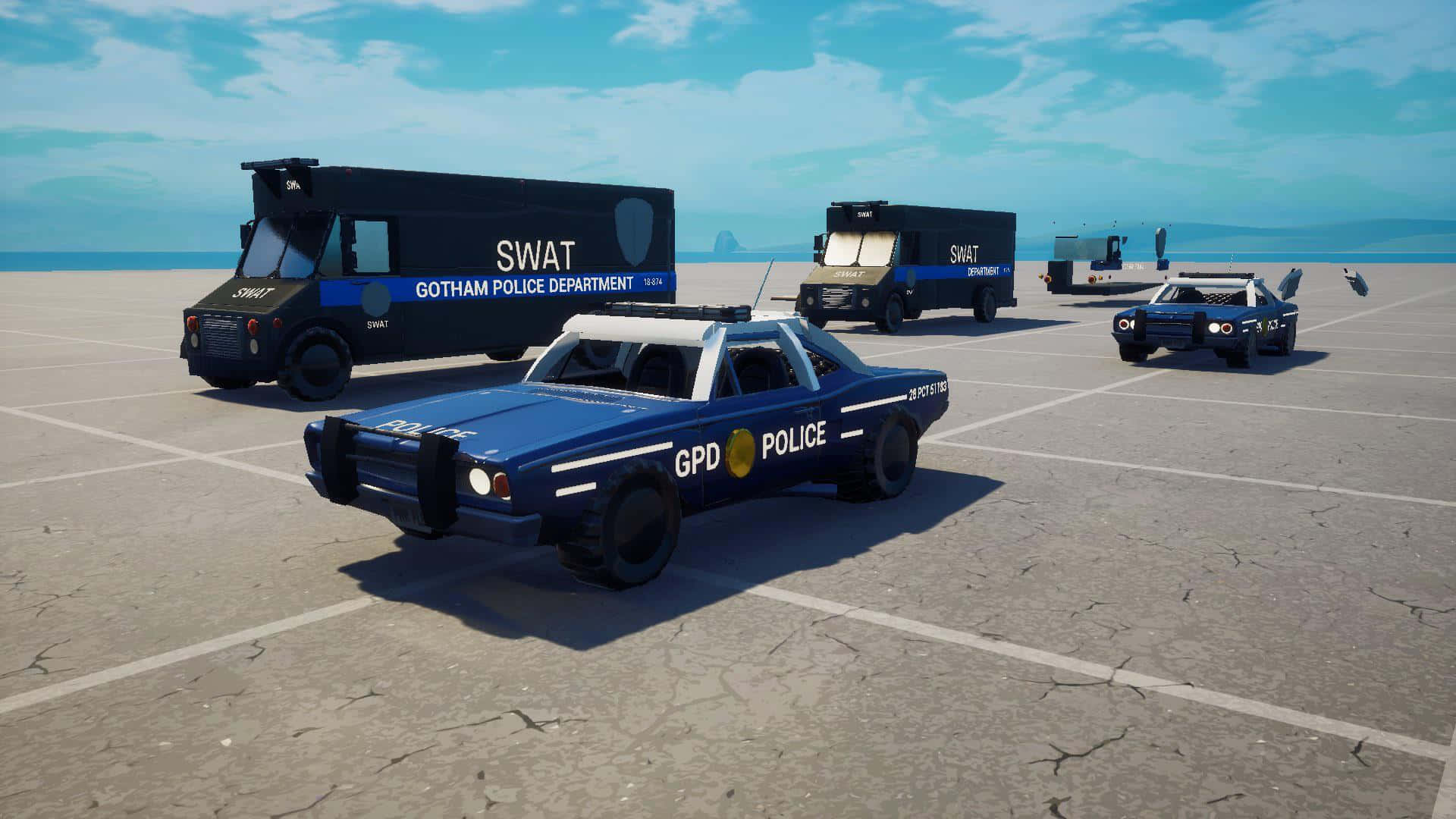 Gotham City Police Department 桌布 壁紙 — 高譚市警察局特警車輛，包括一輛藍色警車和裝甲卡車，停放在龜裂的瀝青地上，上方是明亮的藍天。