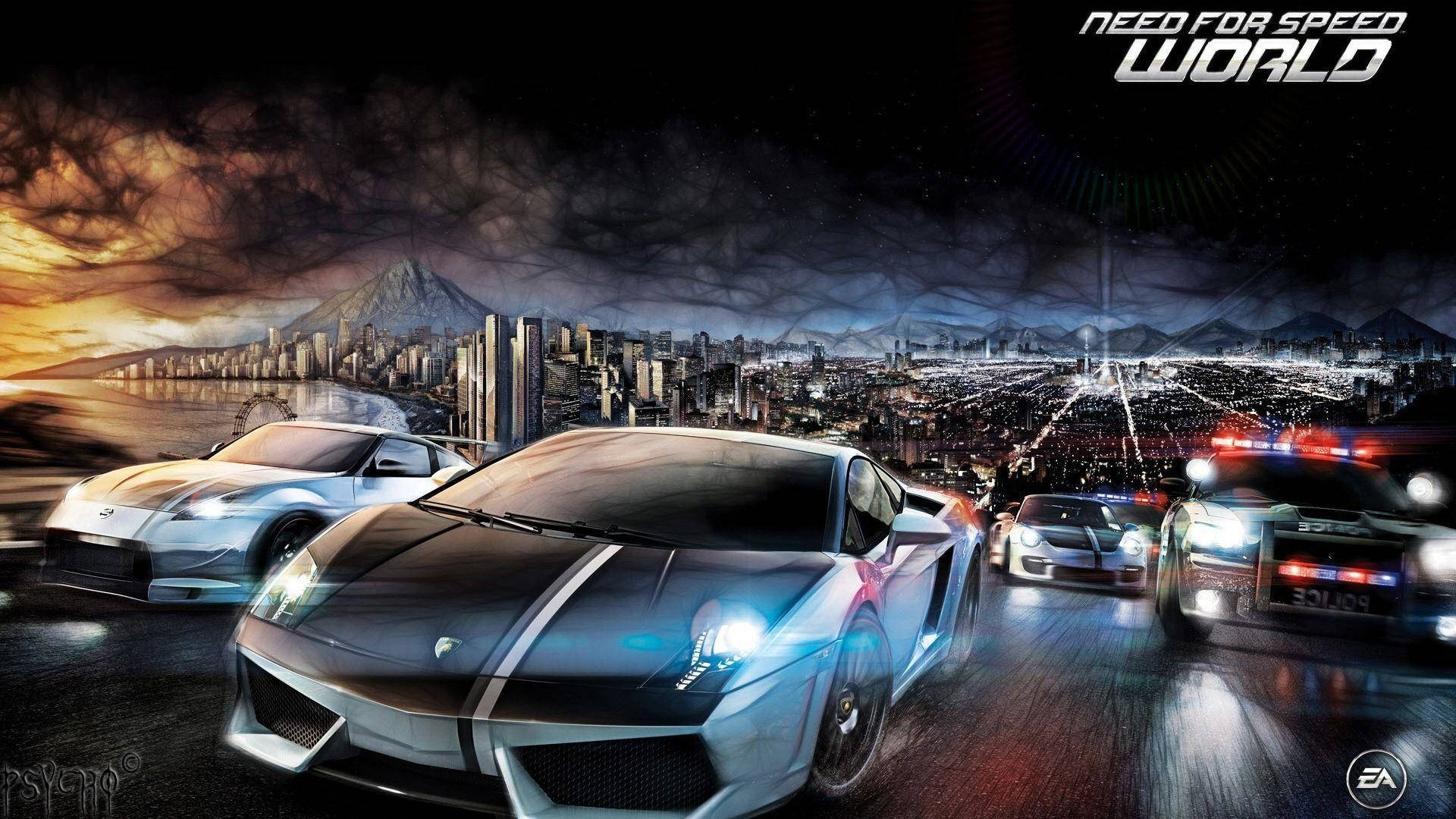 Best Desktop 桌布 壁紙 — 高速跑車在夜間穿過霓虹燈照亮的城市景觀，伴隨著警車追捕和戲劇性的天空。