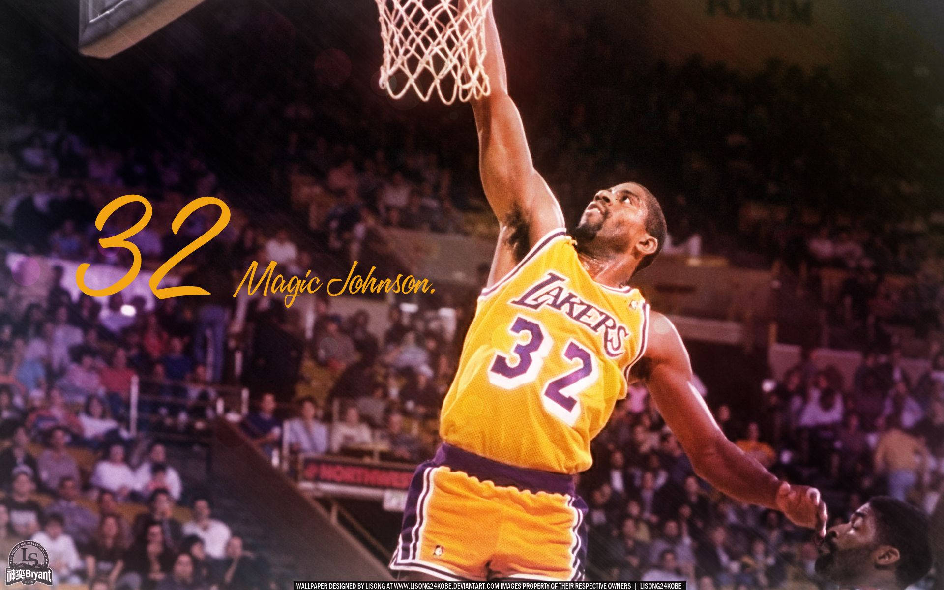Magic Johnson 桌布 壁紙 — 魔術強森身穿黃色湖人隊32號球衣，在人群背景中灌籃。