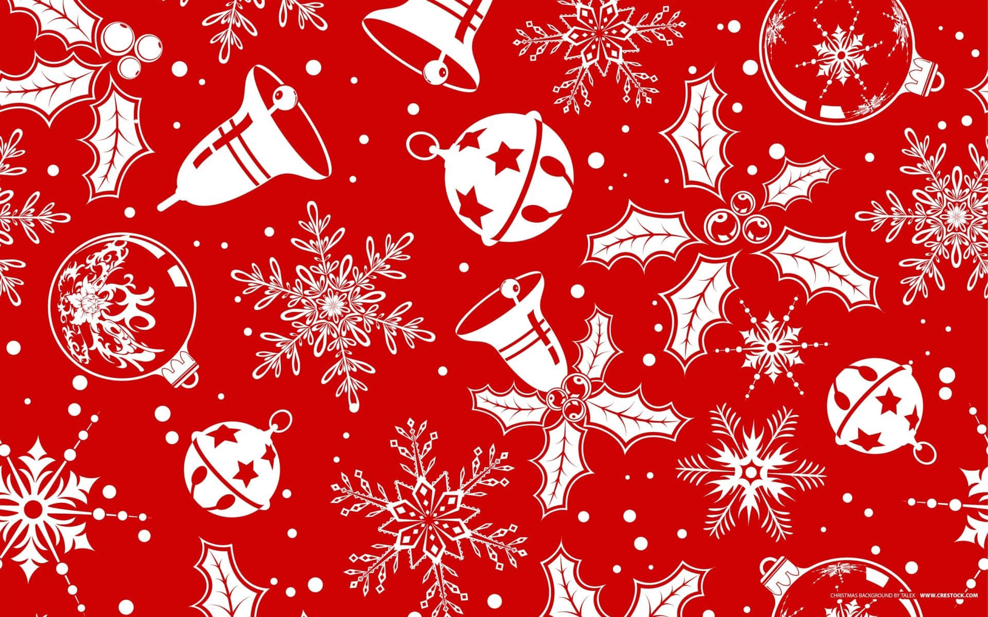 High Resolution Christmas 桌布 壁紙 — 鮮紅色壁紙，飾有白色聖誕裝飾品、雪花、冬青和鈴鐺，形成節日重複圖案。