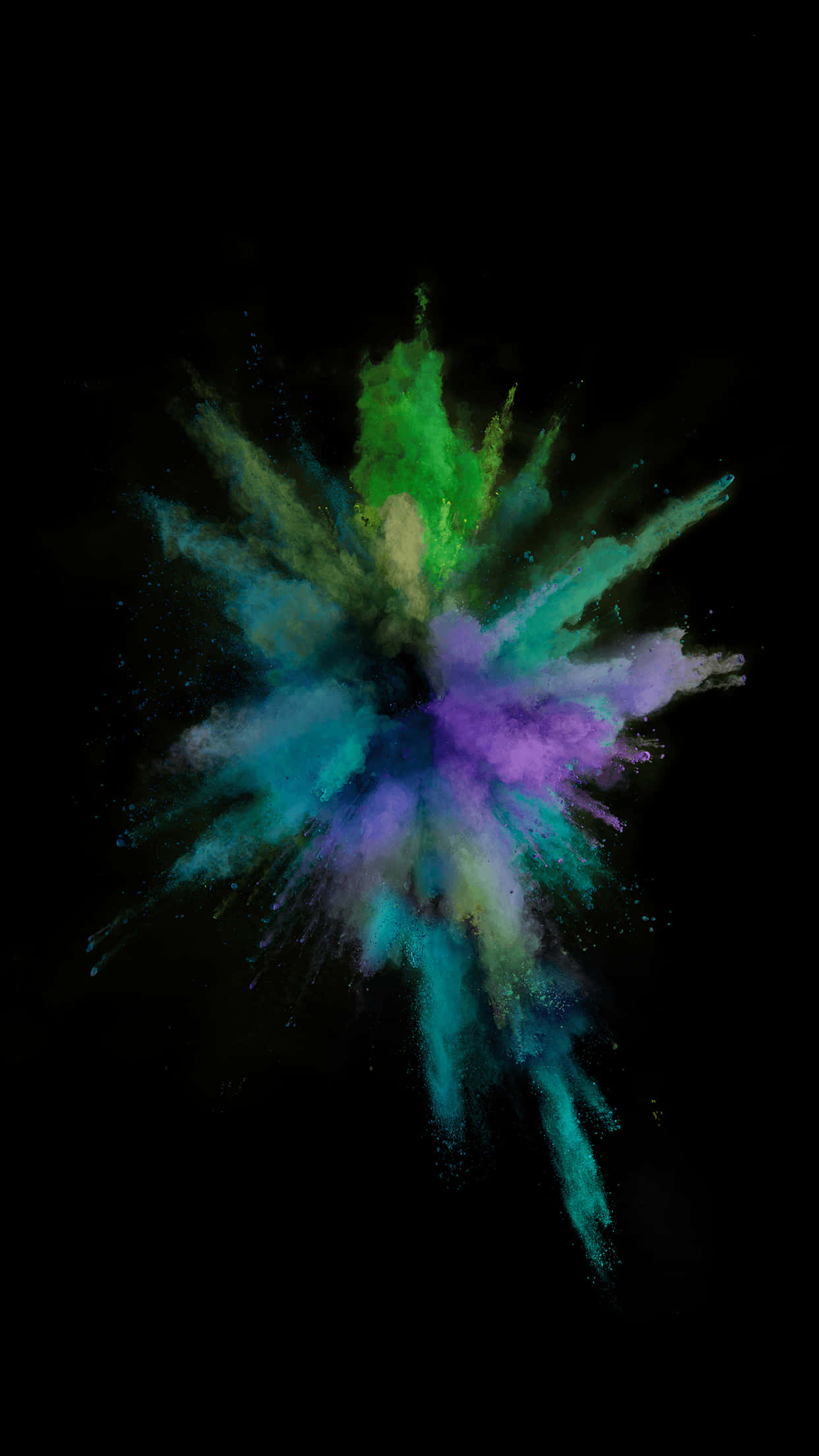Color Explosion 桌布 壁紙 — 鮮豔多彩的粉末在純黑背景上爆發開來。