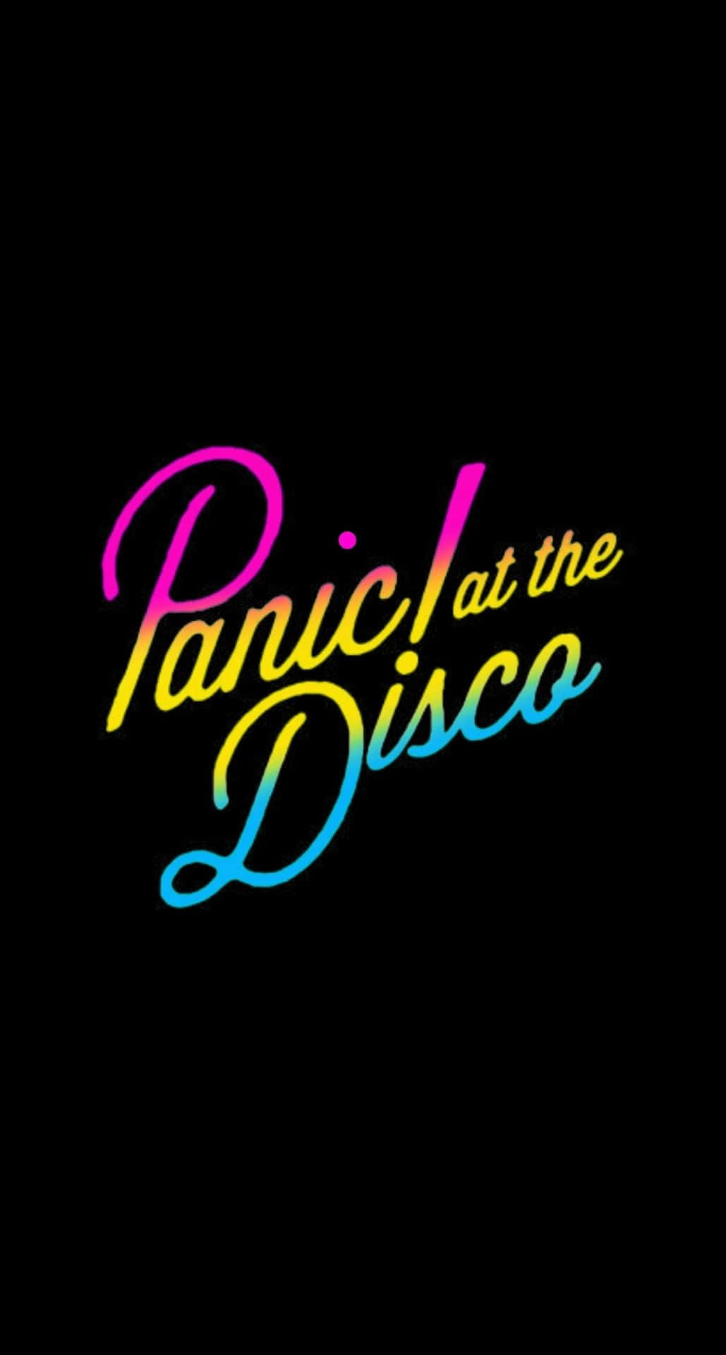 Lgbtq 桌布 壁紙 — 鮮豔彩虹漸層文字在純黑背景上拼出 Panic! at the Disco。